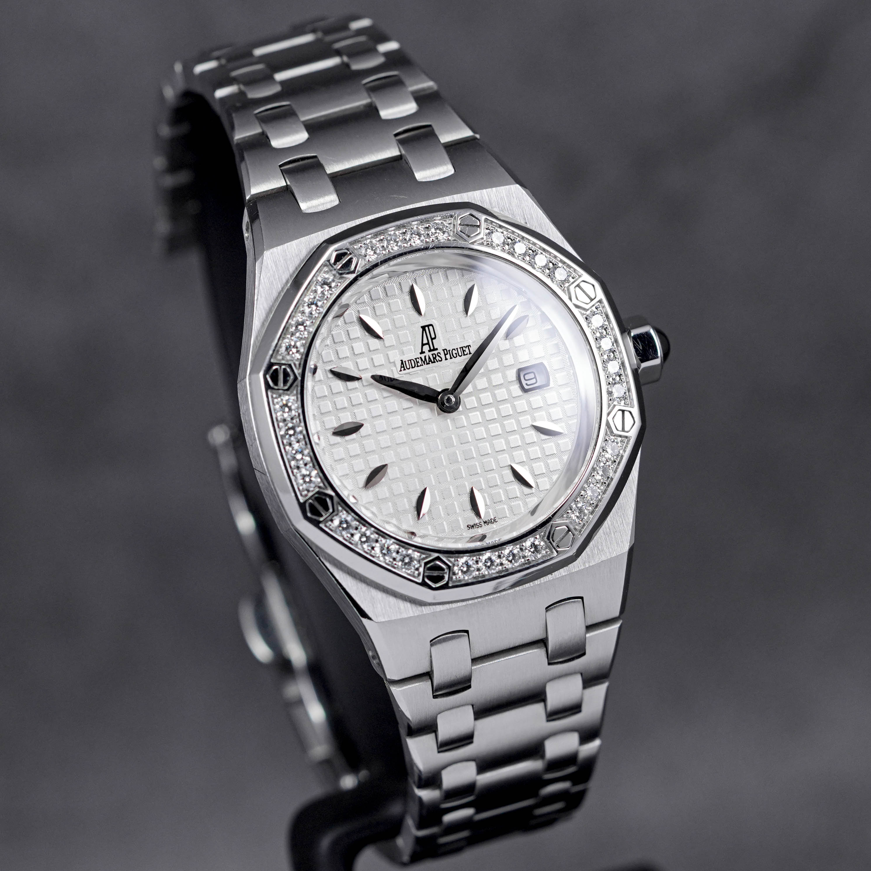 ROYAL OAK 33MM LADIES WHITE DIAL DIAMOND BEZEL (2013)