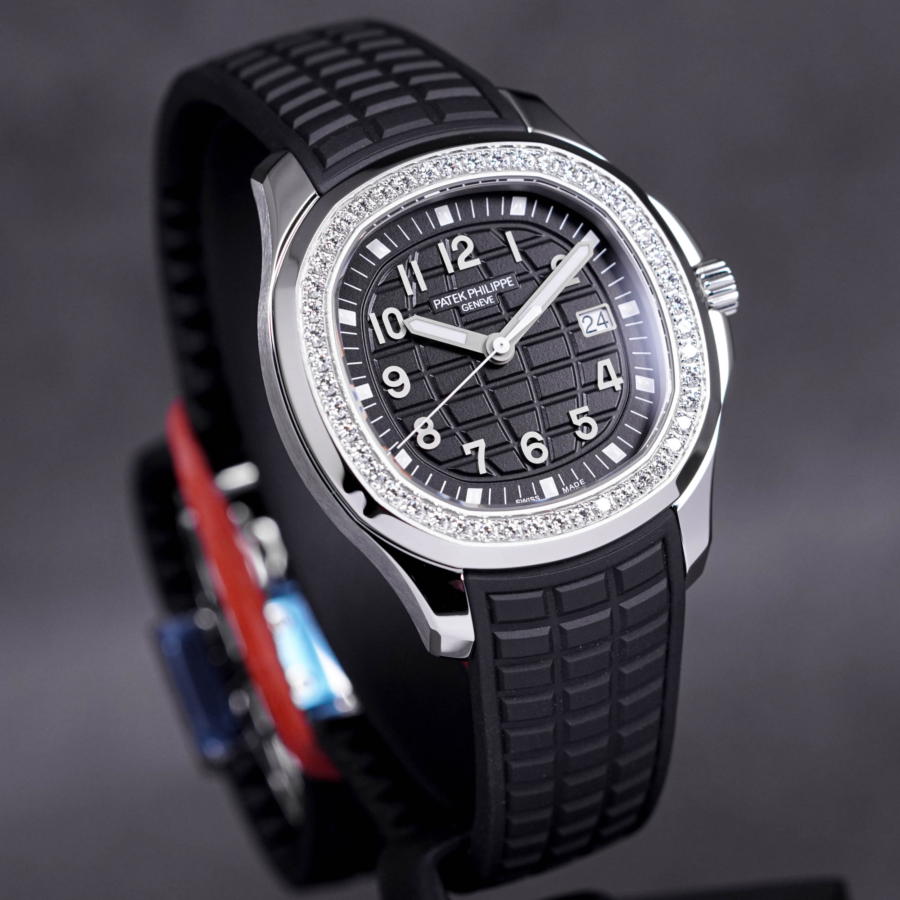 AQUANAUT 5267/200A LUCE STEEL BLACK DIAL (2022)