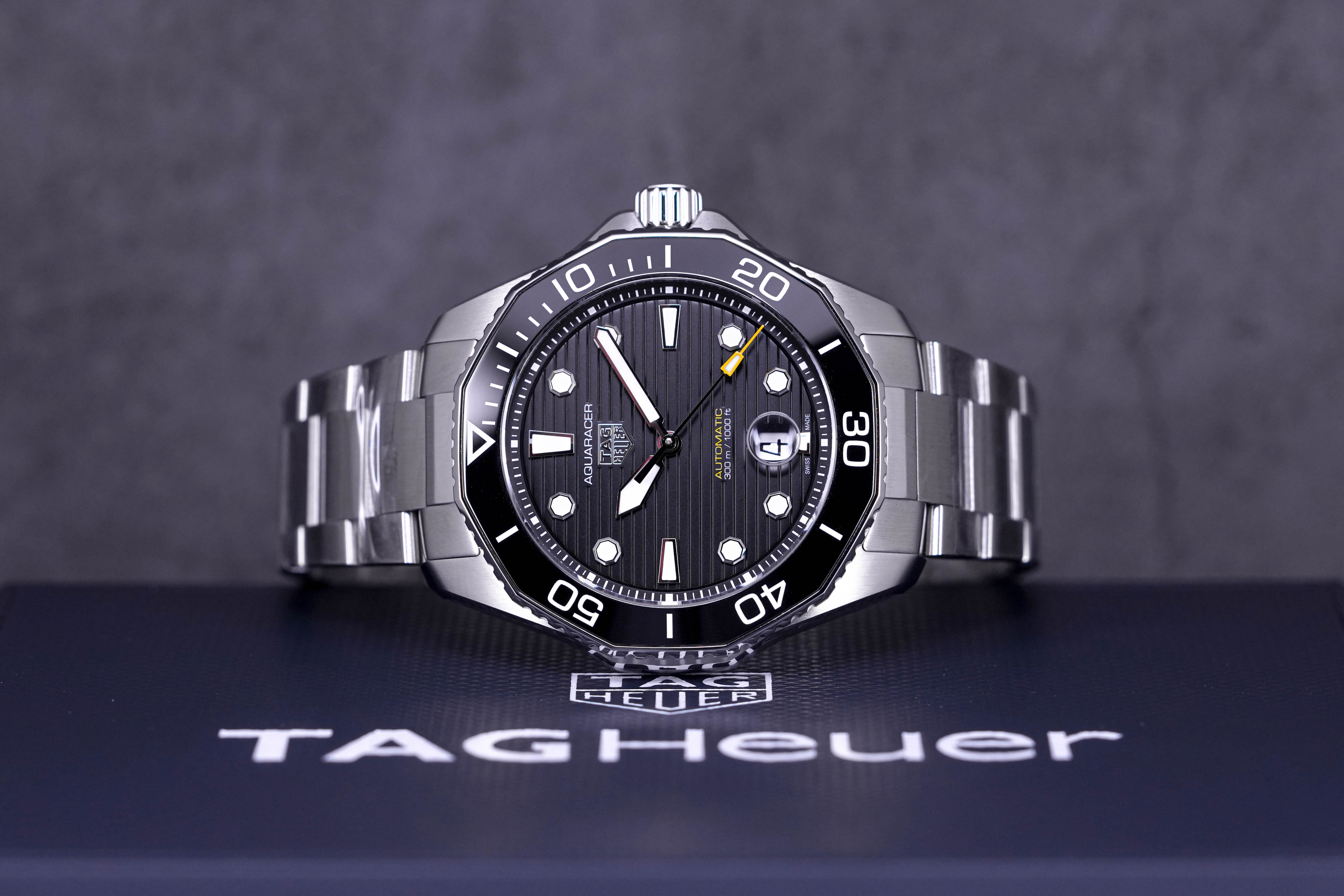 AQUARACER 300M CALIBRE 5 BLACK DIAL (2023)