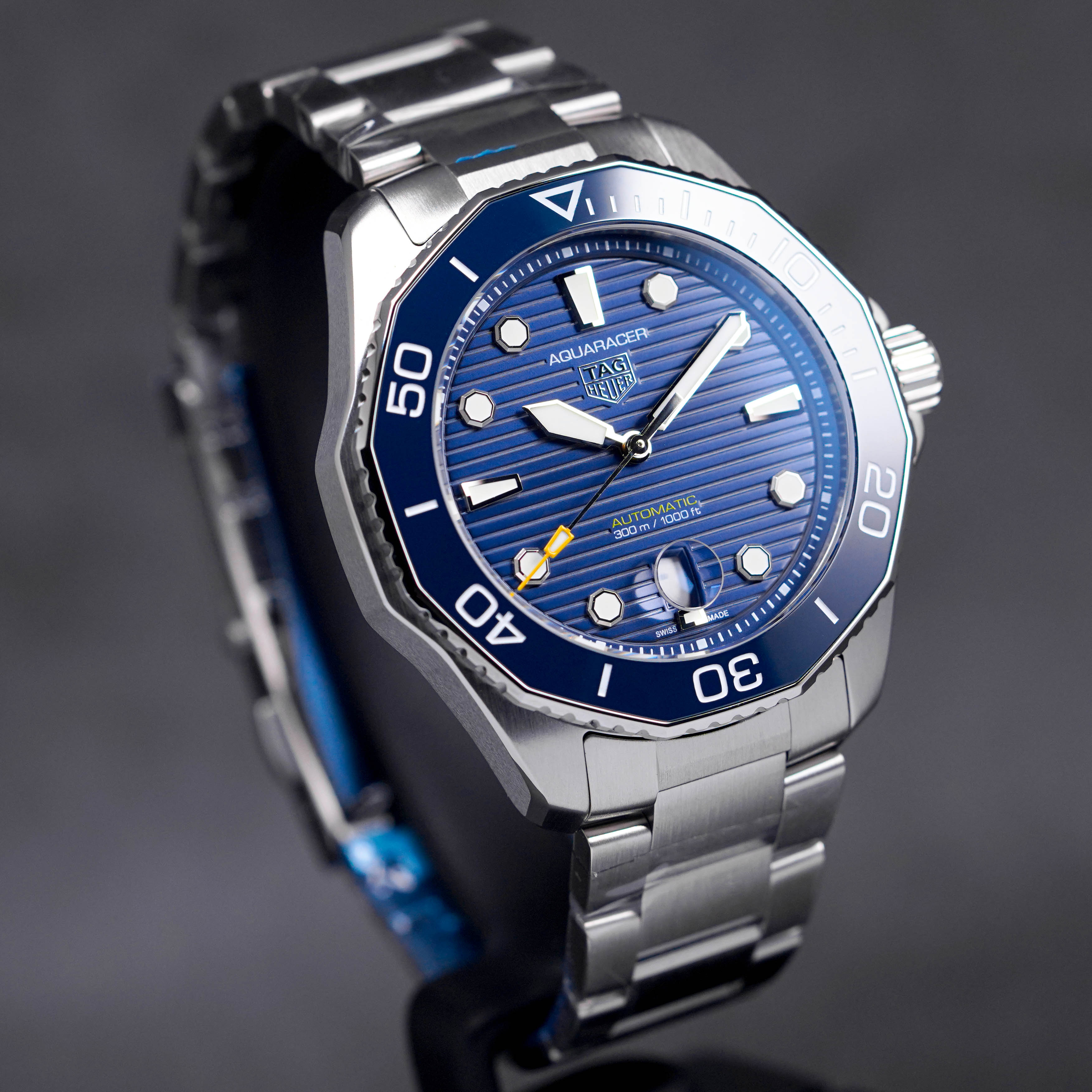 AQUARACER 300M CALIBRE 5 BLUE DIAL (2022)