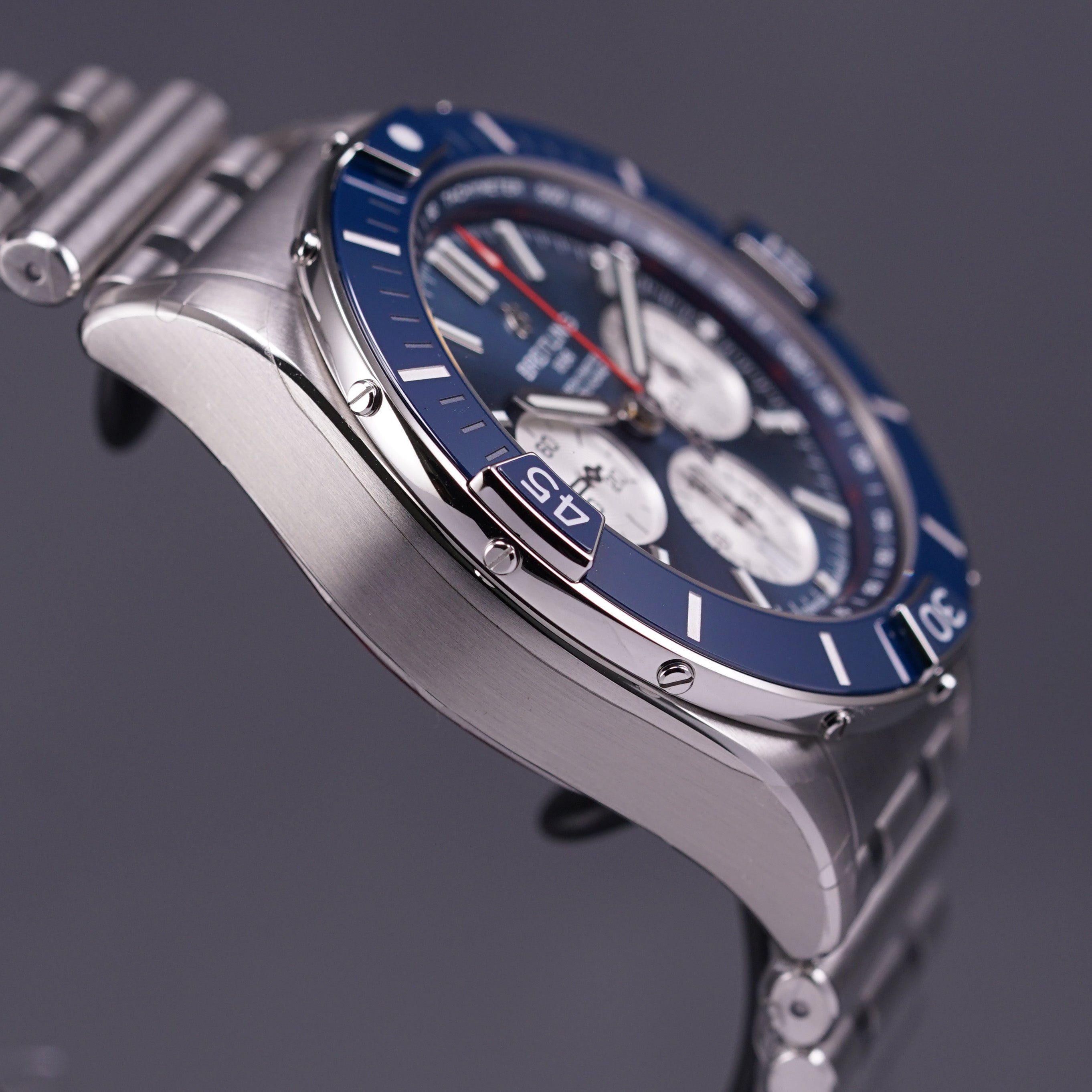 SUPER CHRONOMAT B01 BLUE DIAL