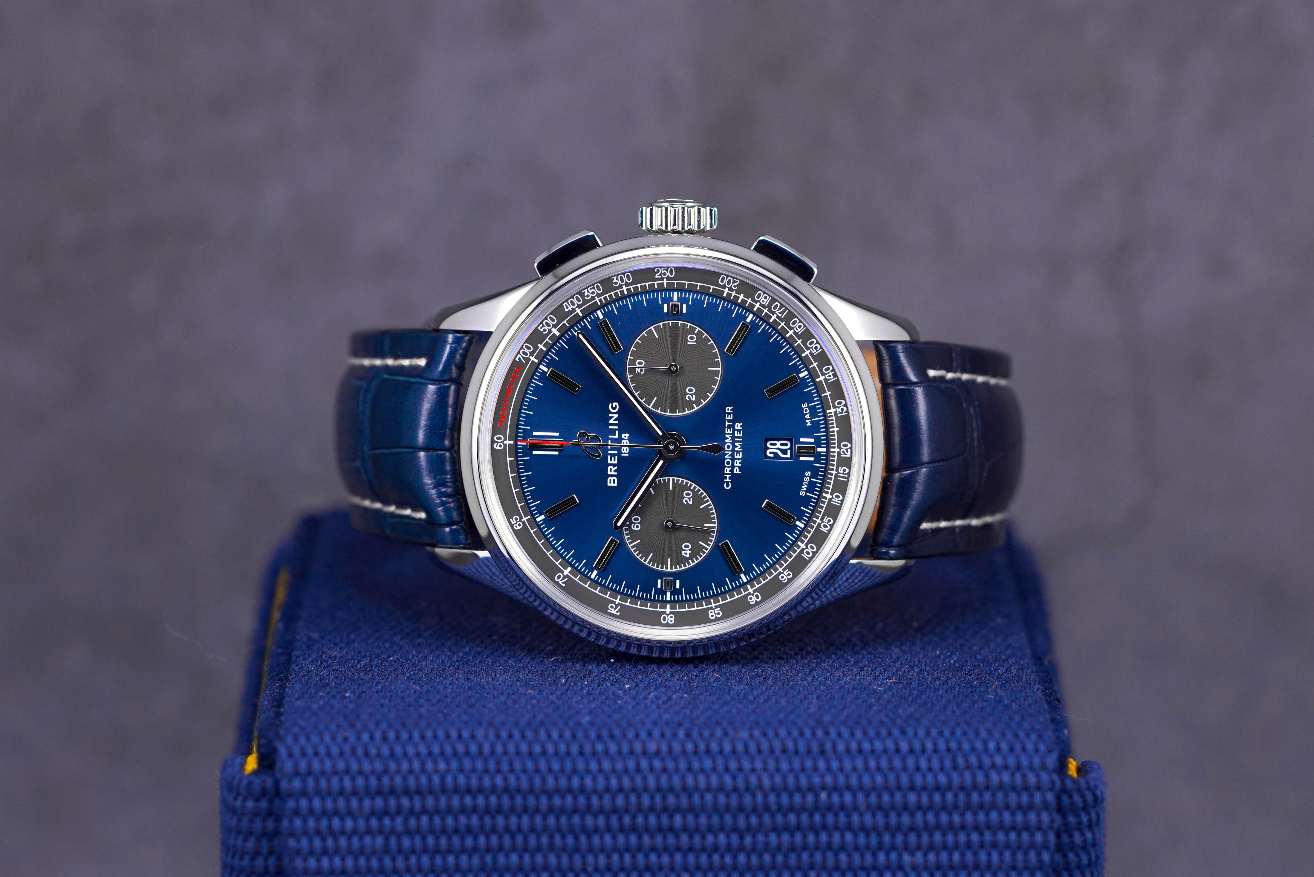 B01 42MM CHRONOGRAPH BLUE DIAL (2021)