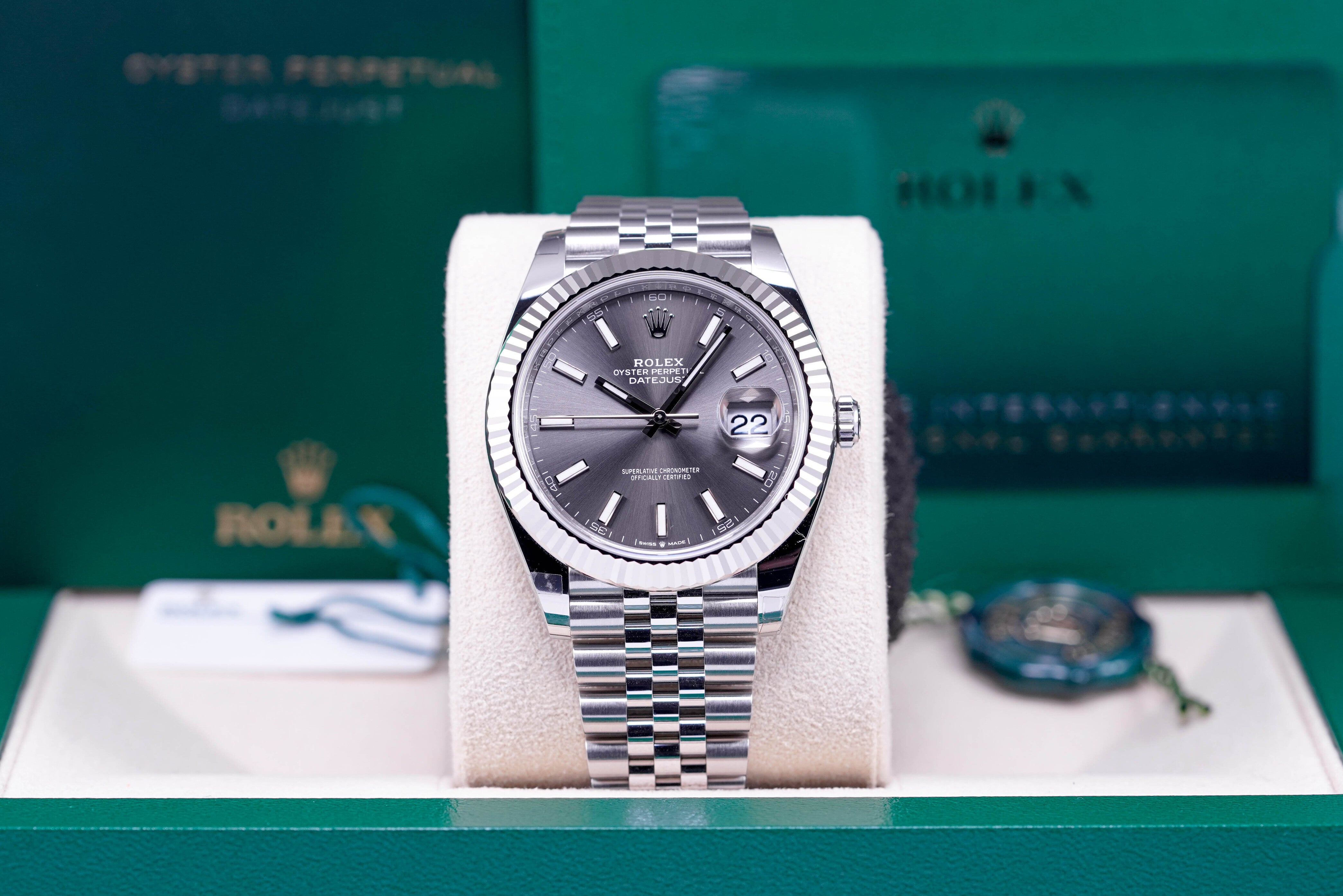 DATEJUST 41MM FLUTED JUBILEE RHODIUM DIAL (2022)