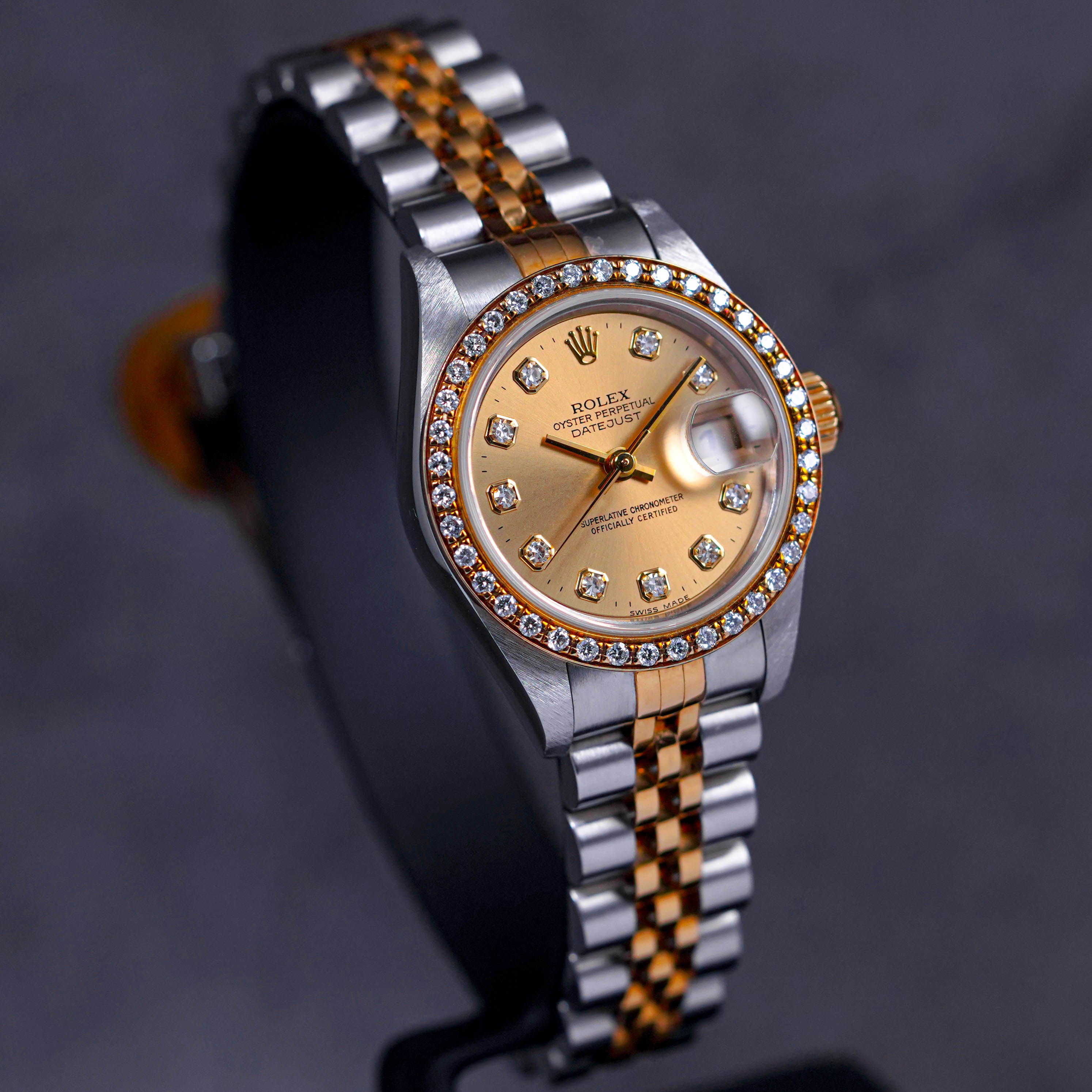 DATEJUST 26MM TWOTONE YELLOWGOLD CHAMPAGNE DIAMOND RING DIAMOND DIAL (2000)