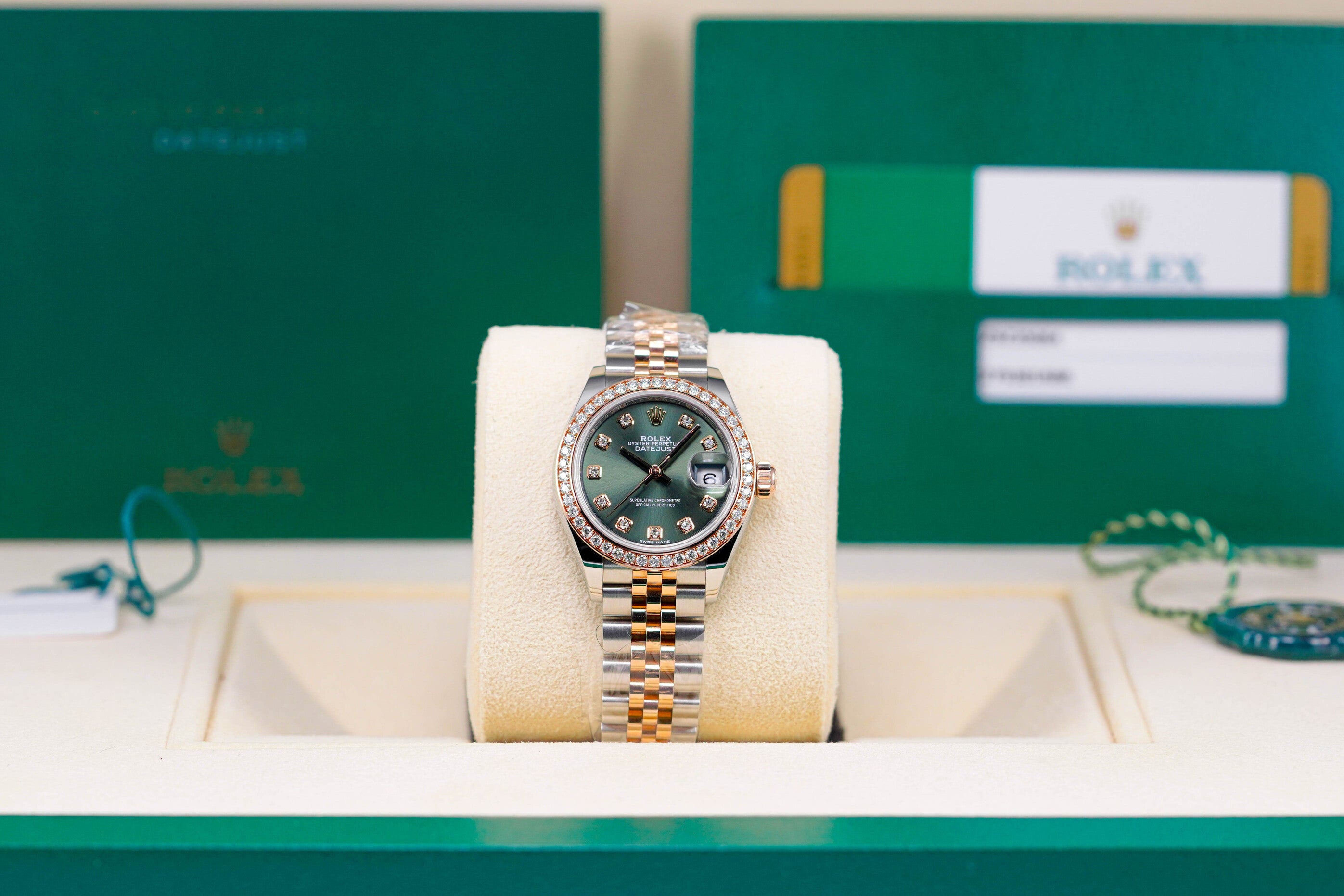 DATEJUST 28MM TWOTONE ROSEGOLD GREEN DIAMOND DIAL DIAMOND RING (2019)