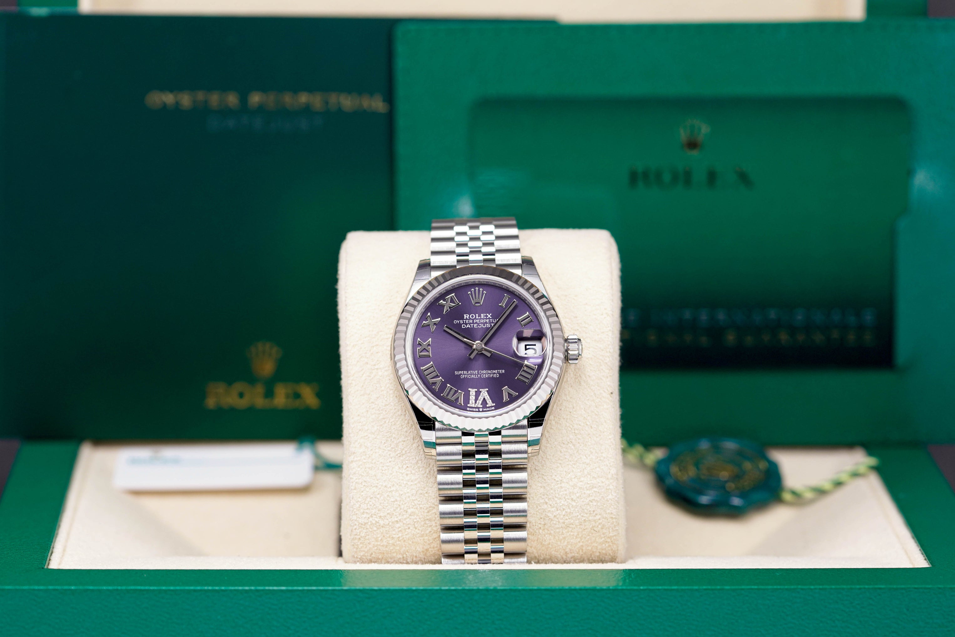 DATEJUST 31MM AUBERGINE ROMAN DIAL DIAMOND ON VI (2023)