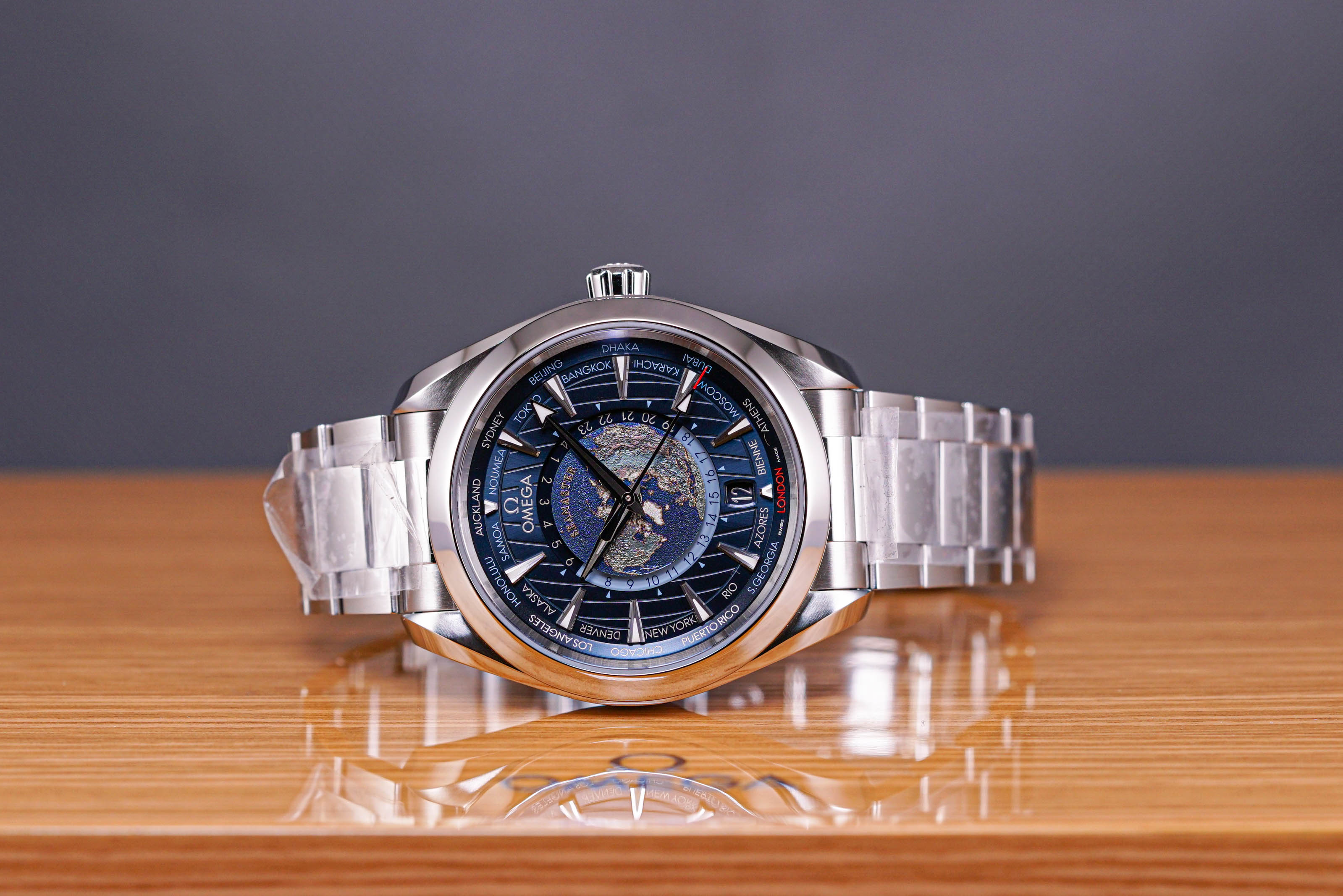 SEAMASTER AQUATERRA GMT WORLDTIMER (2022)