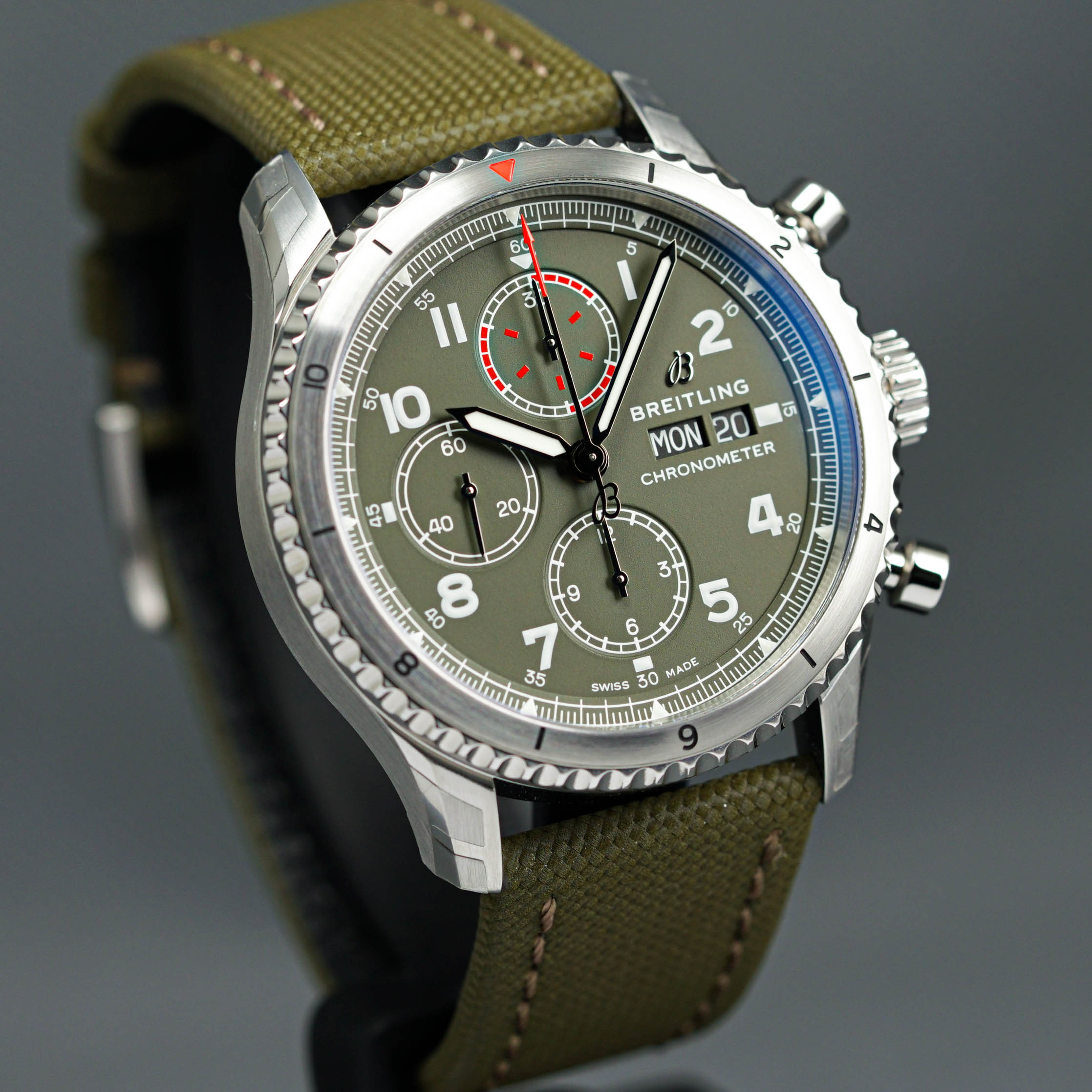 AVIATOR 8 CHRONOGRAPH CURTISS WARHAWK GREEN