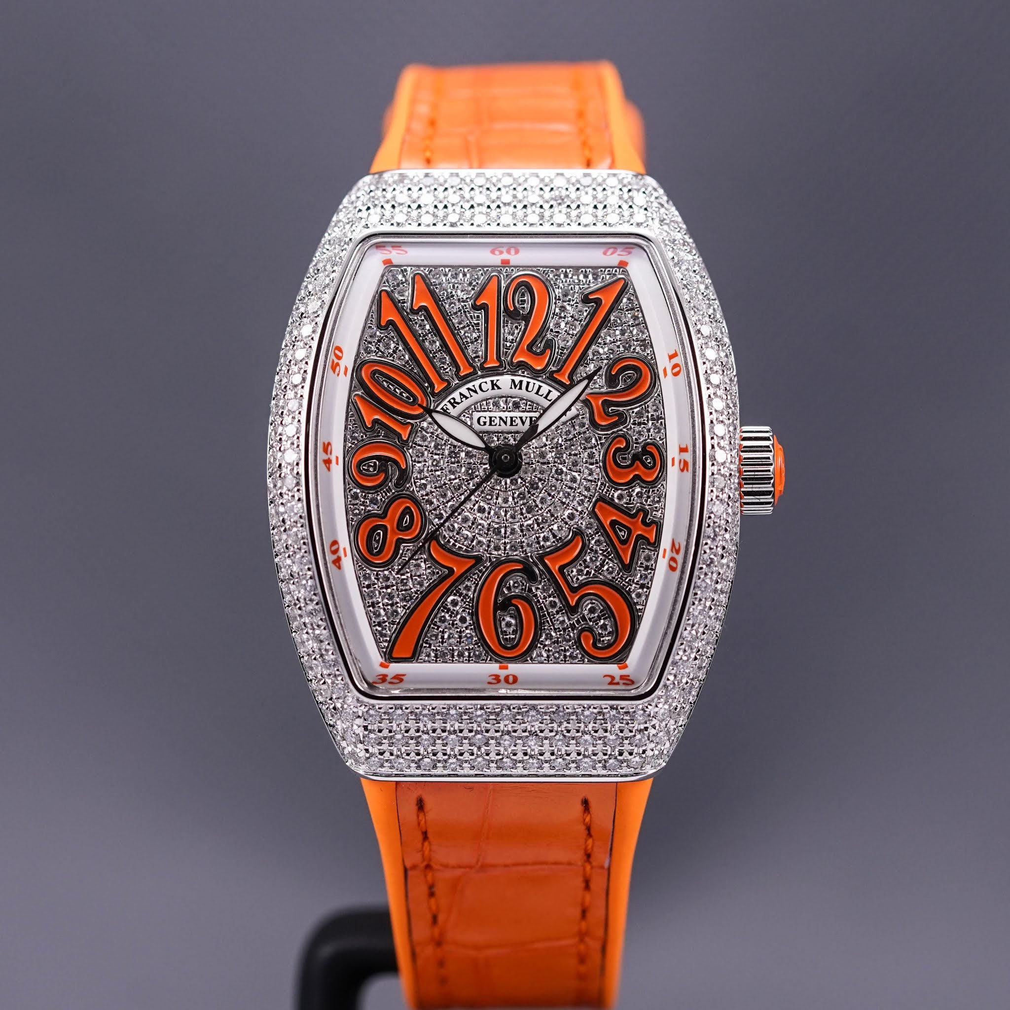 V32 DIAMOND DIAL (ORANGE)