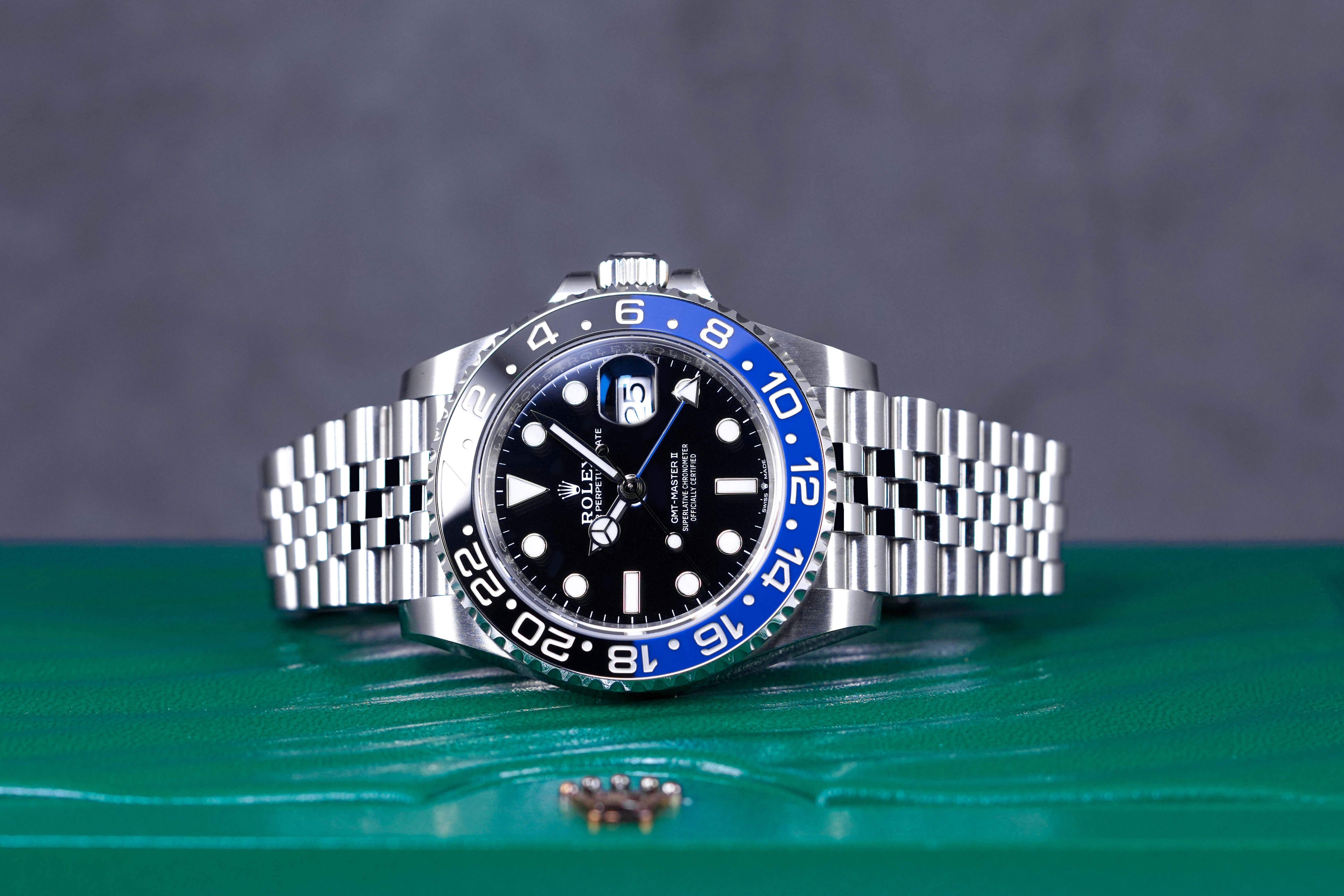 GMT MASTER-II 'BATGIRL' (2023)