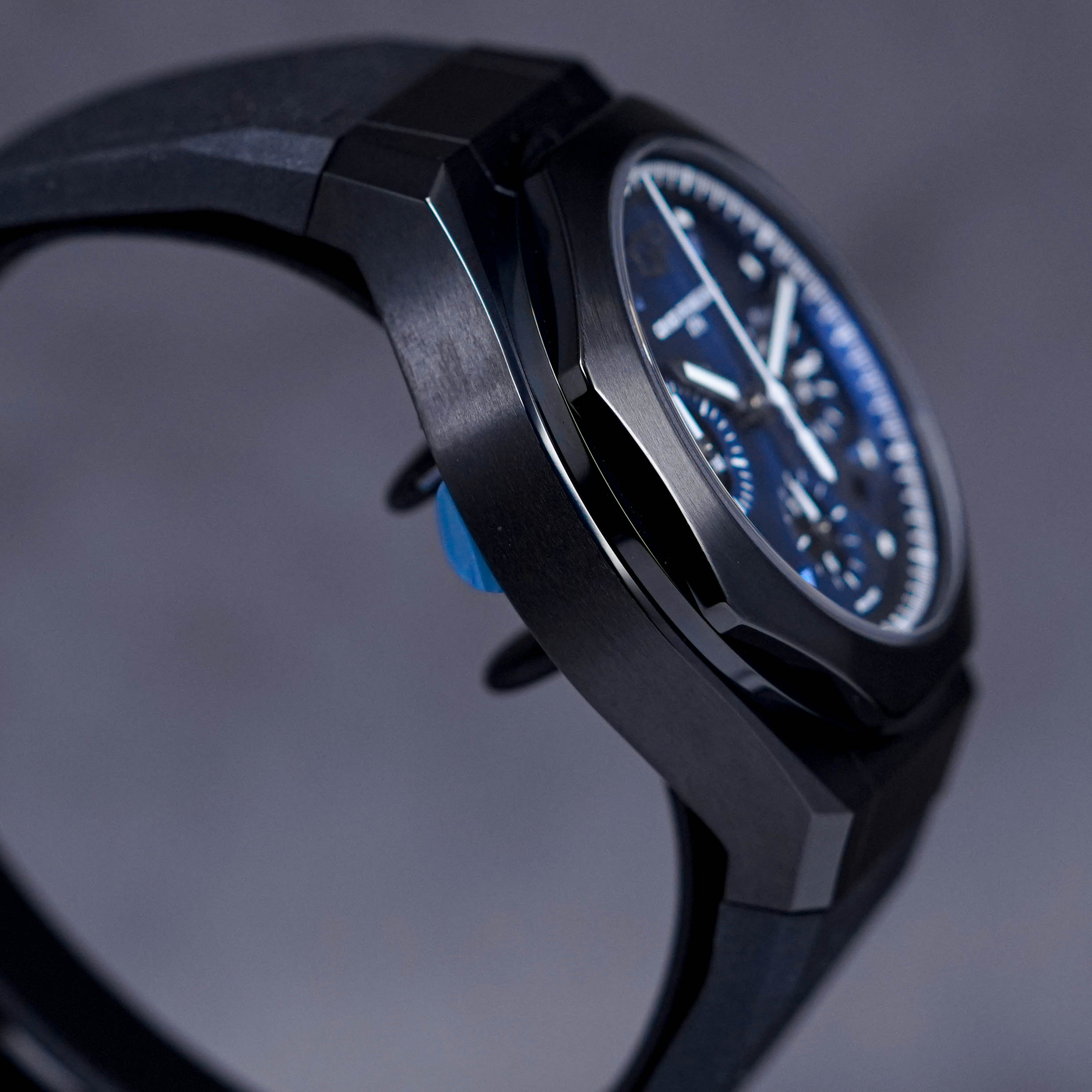 Girard Perregaux Black Titan