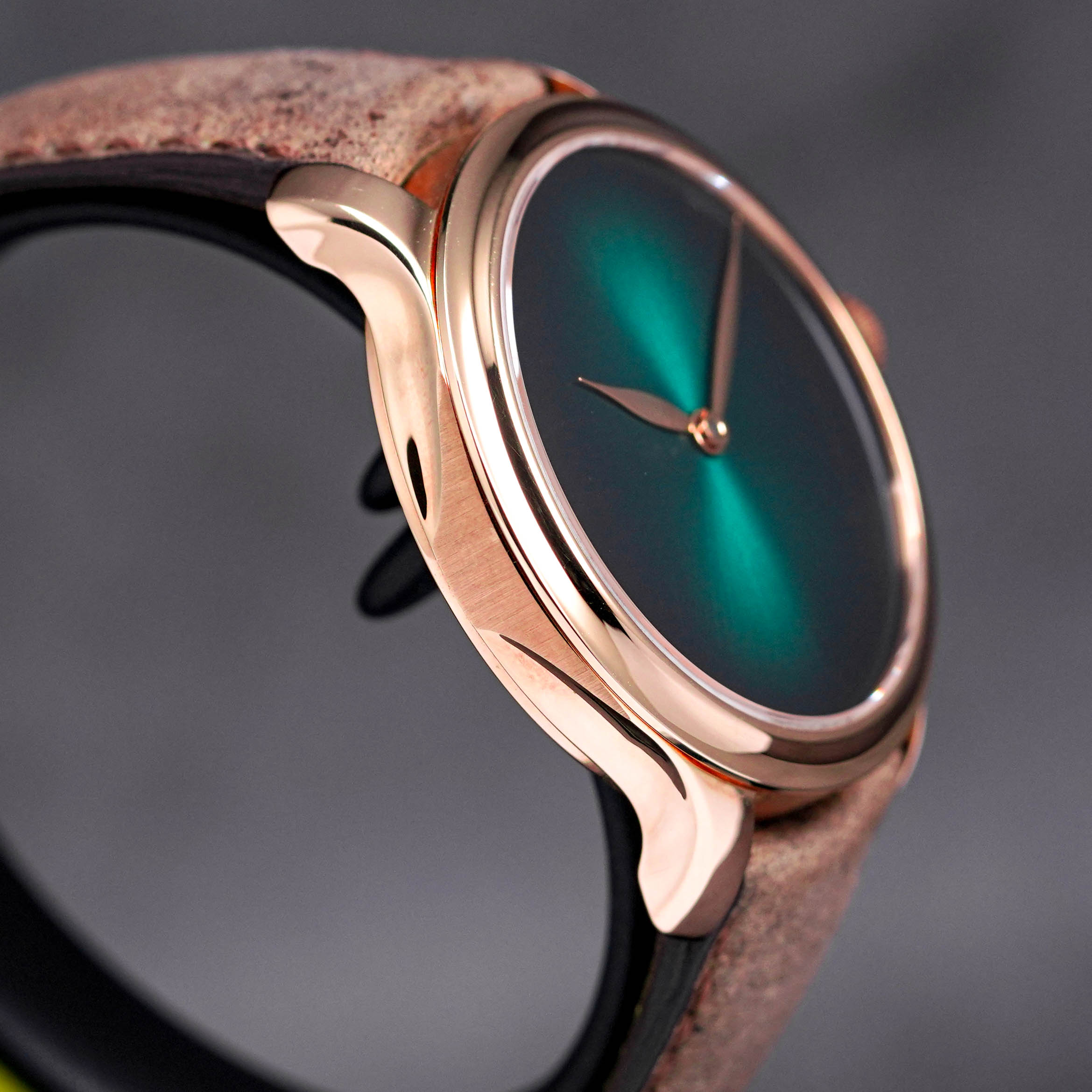 ENDEAVOUR SMALL SECONDS ROSEGOLD GREEN FUME DIAL (2019)