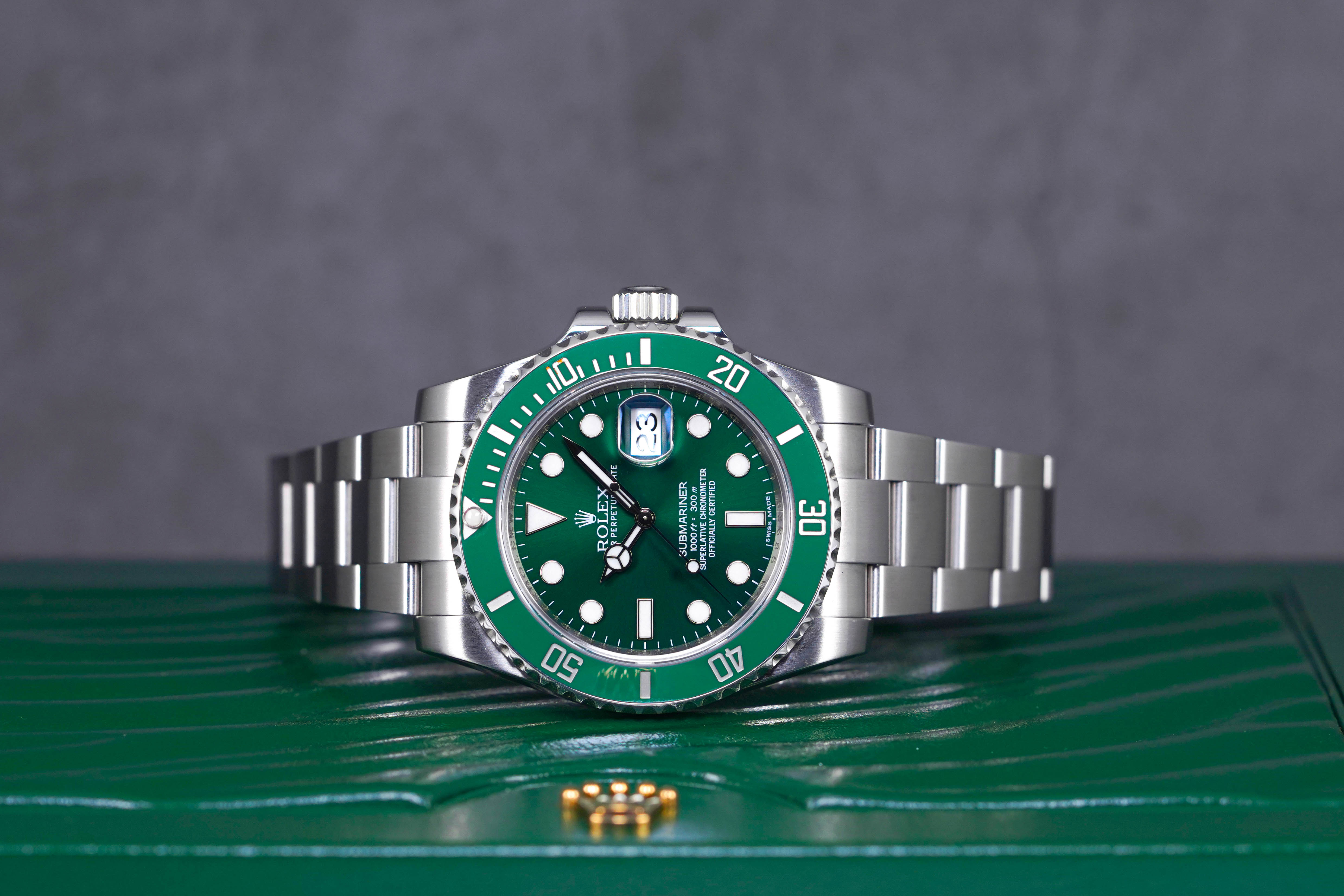 SUBMARINER DATE 40MM 'HULK' (2011)