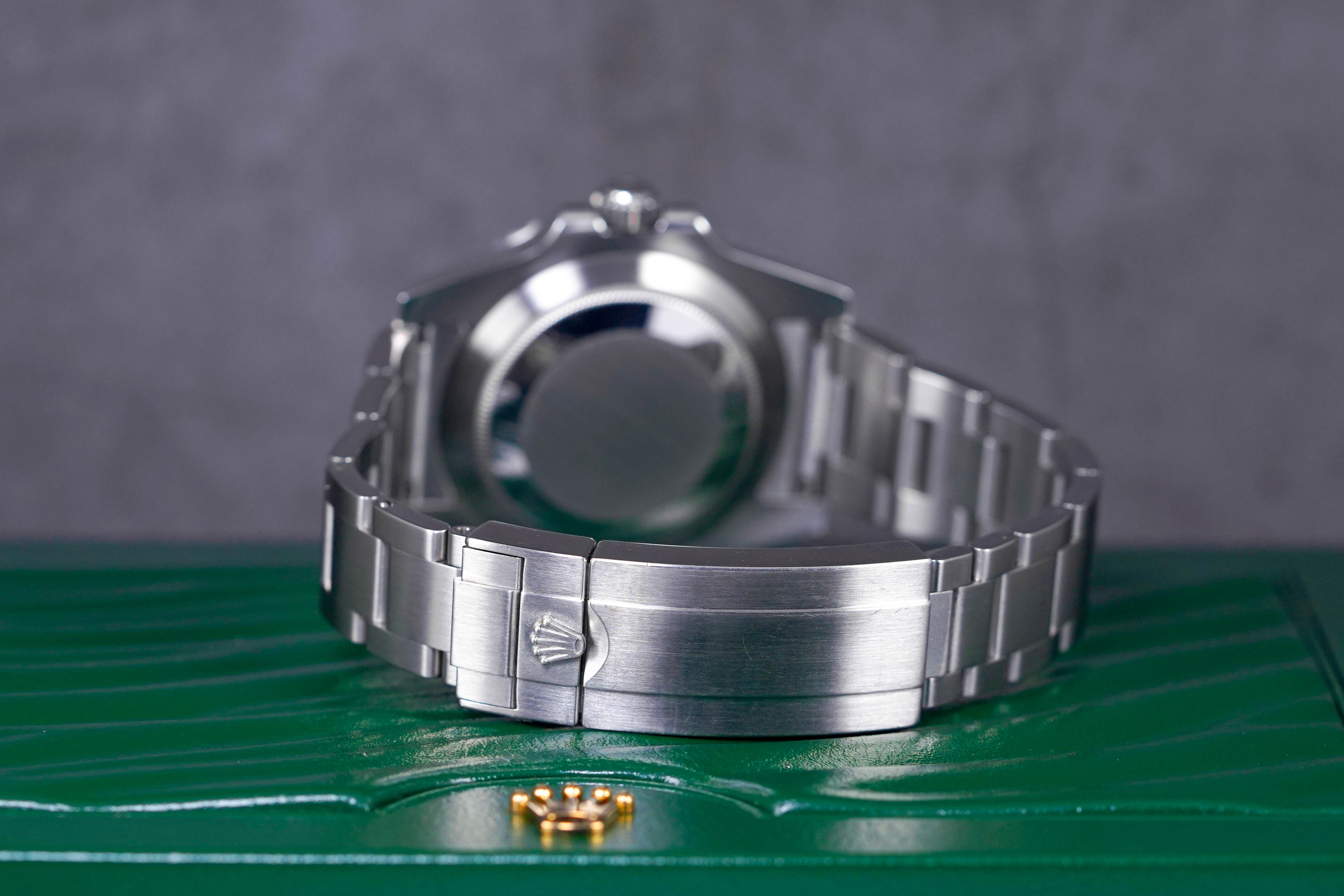 SUBMARINER DATE 40MM 'HULK' (2011)