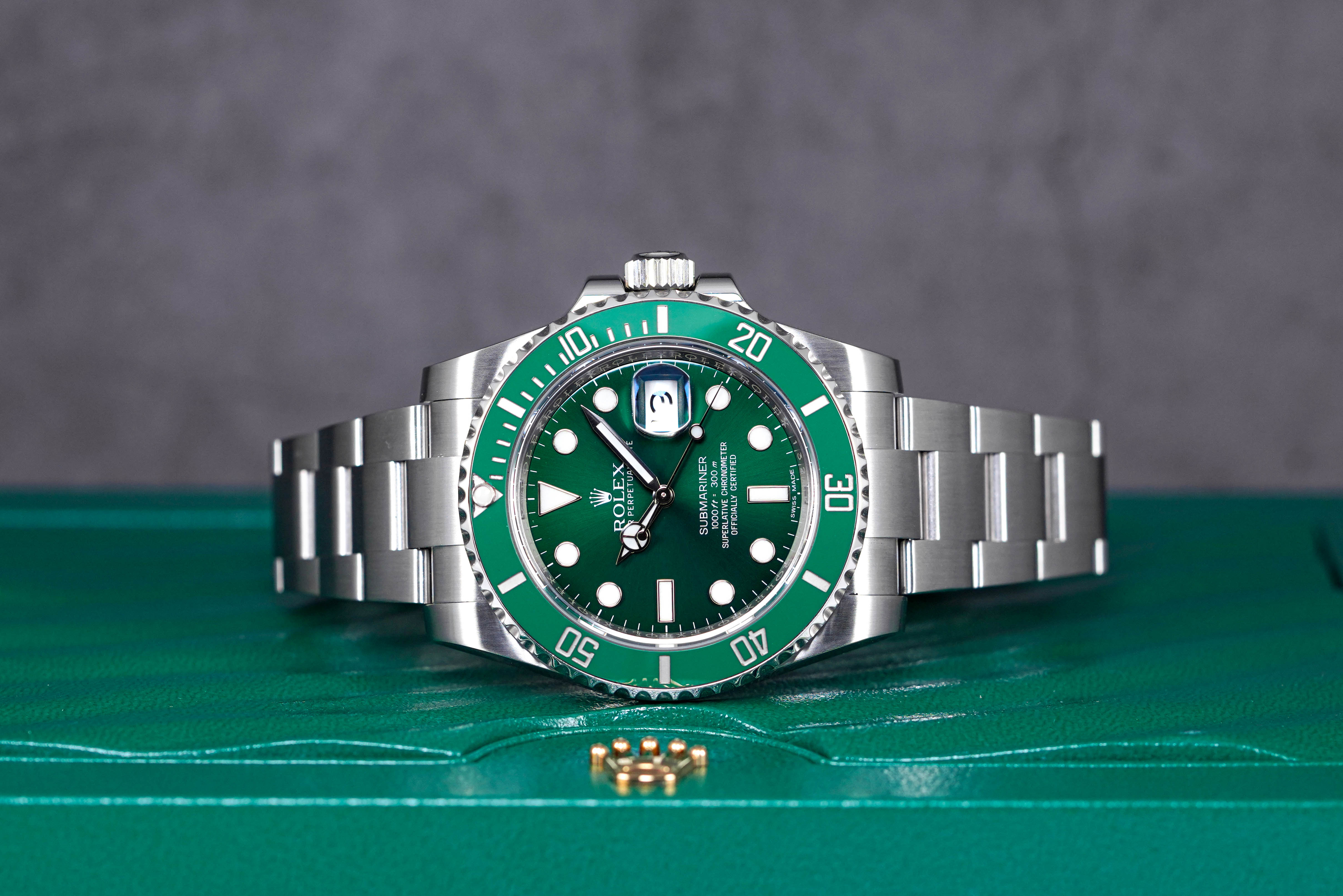 SUBMARINER DATE 40MM 'HULK' (2018)