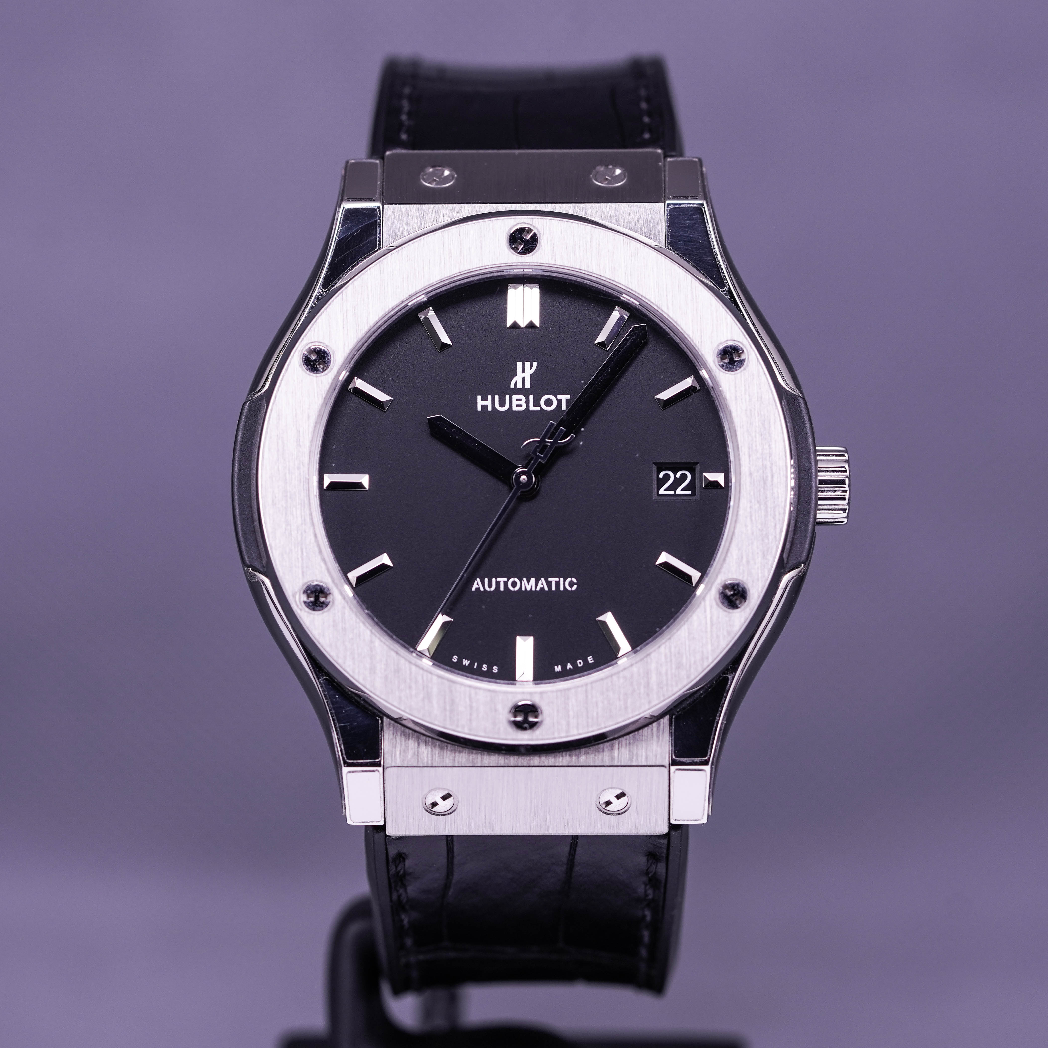 JAM TANGAN HUBLOT CLASSIC FUSION TITANIUM 45MM BLACK DIAL (2019