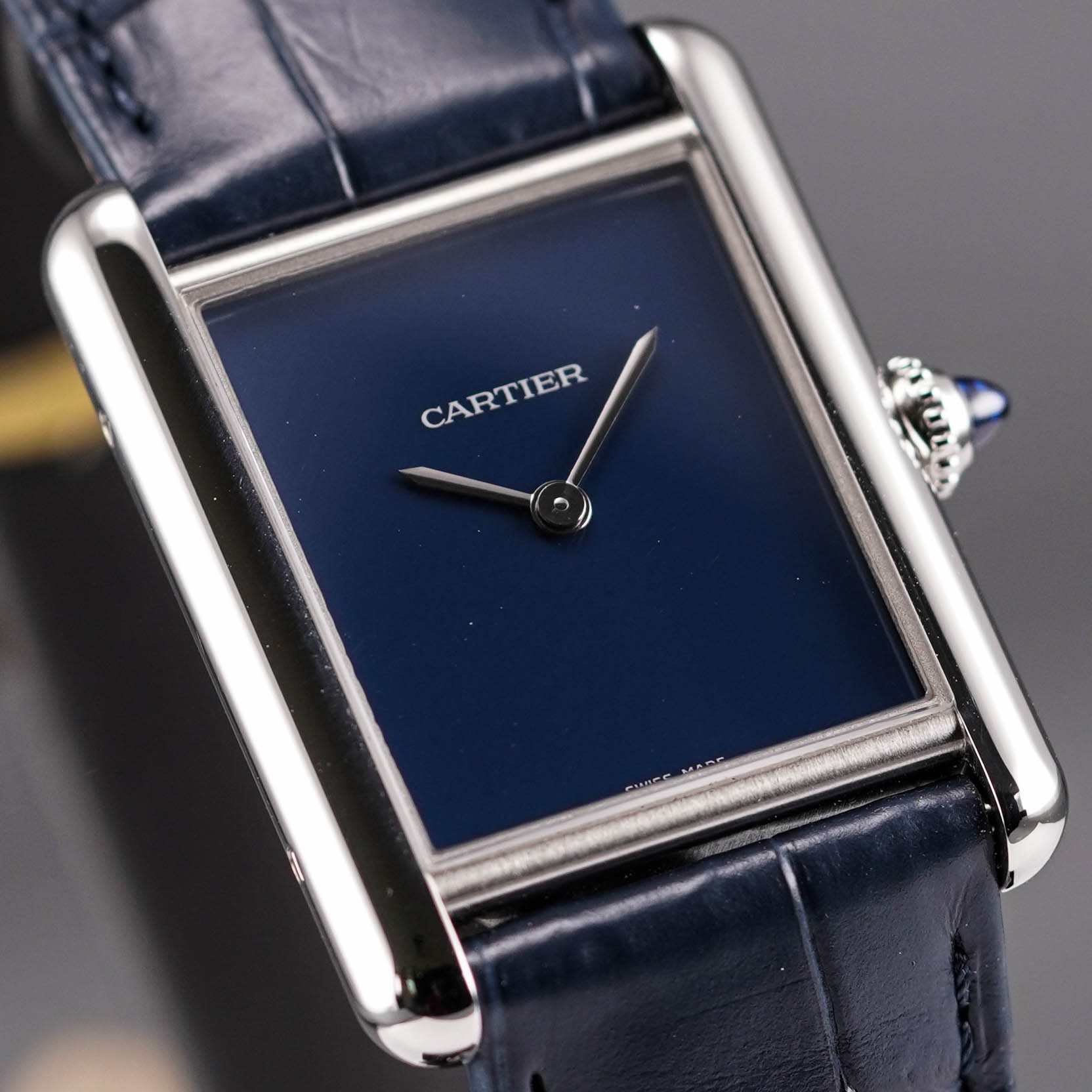 CARTIER TANK MUST BLUE