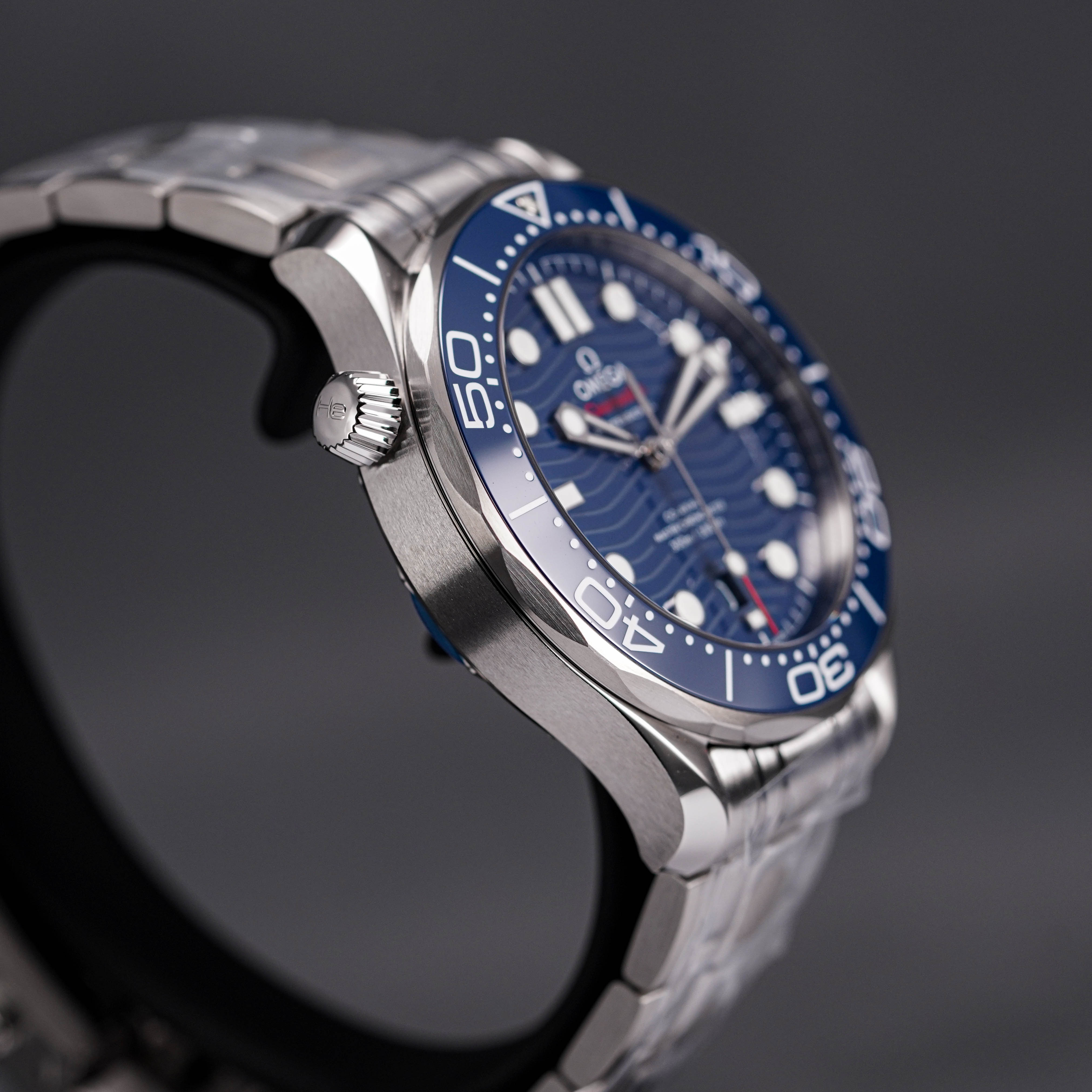 OMEGA SEAMASTER DIVER 300 BLUE