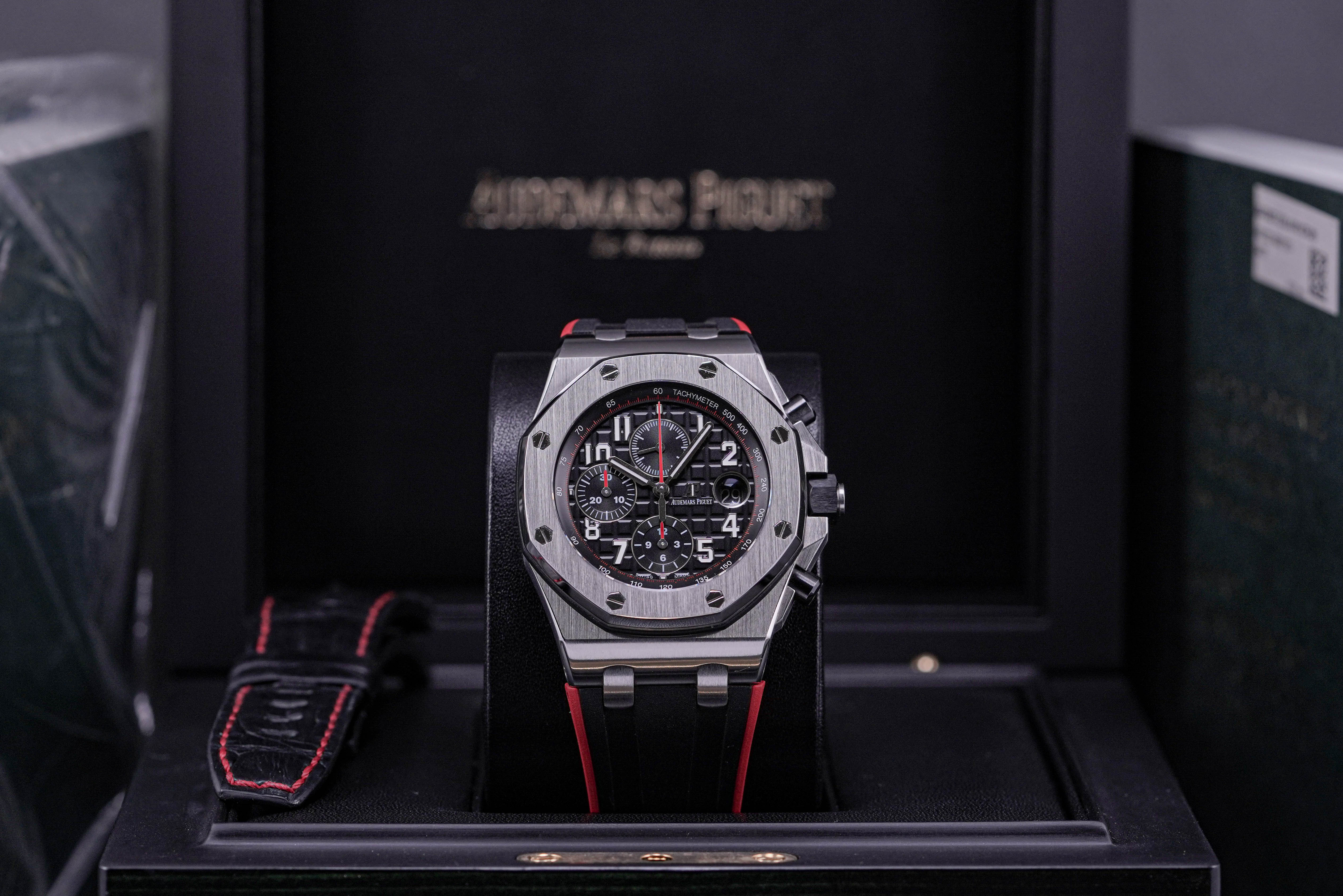 AUDEMARS PIGUET ROYAL OAK OFFSHORE CHRONOGRAPH 'BLACK RED' (2014)