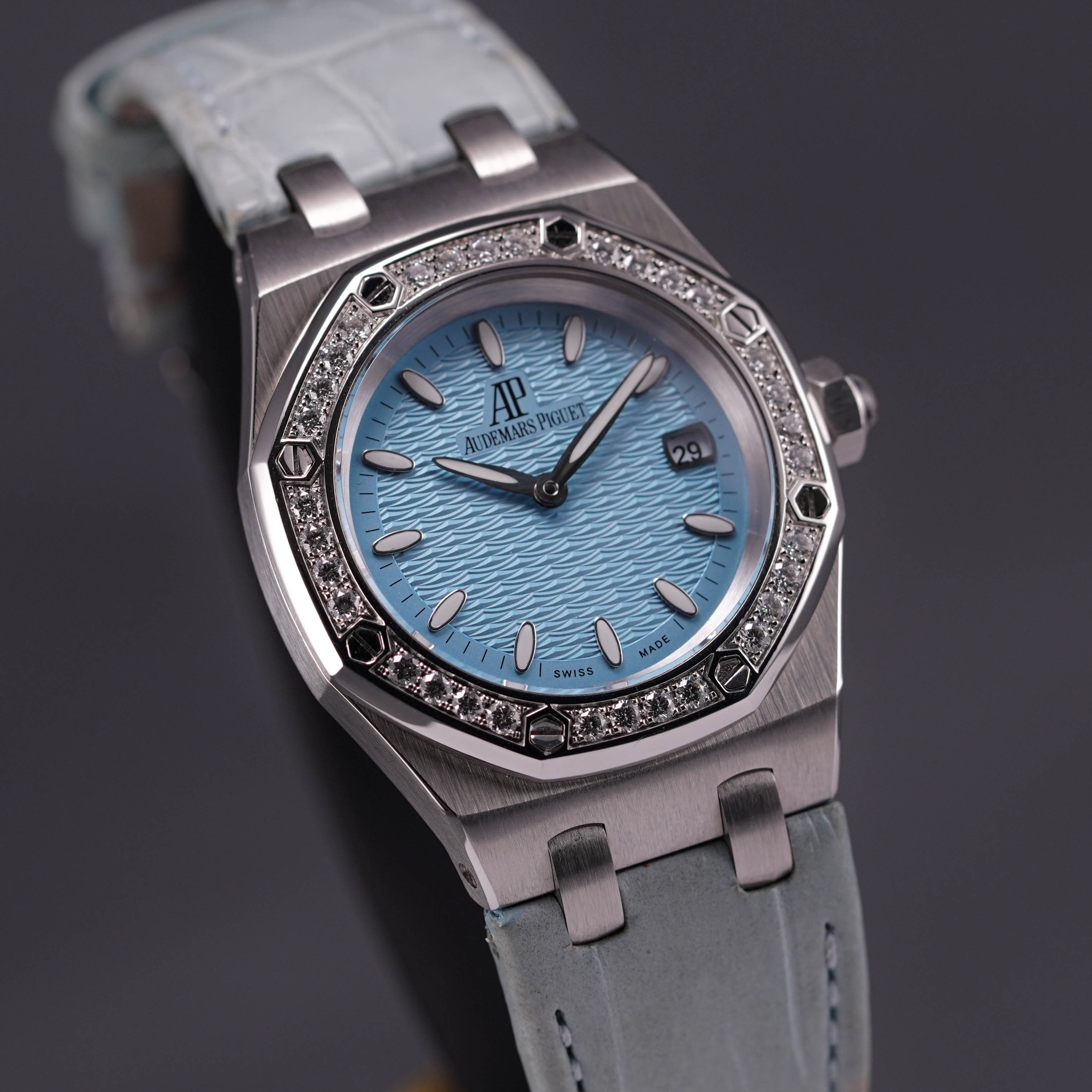 AUDEMARS PIGUET ROYAL OAK 33MM TURQUOISE DIAL DIAMOND BEZEL (WATCH ONLY - 'F SERIES')