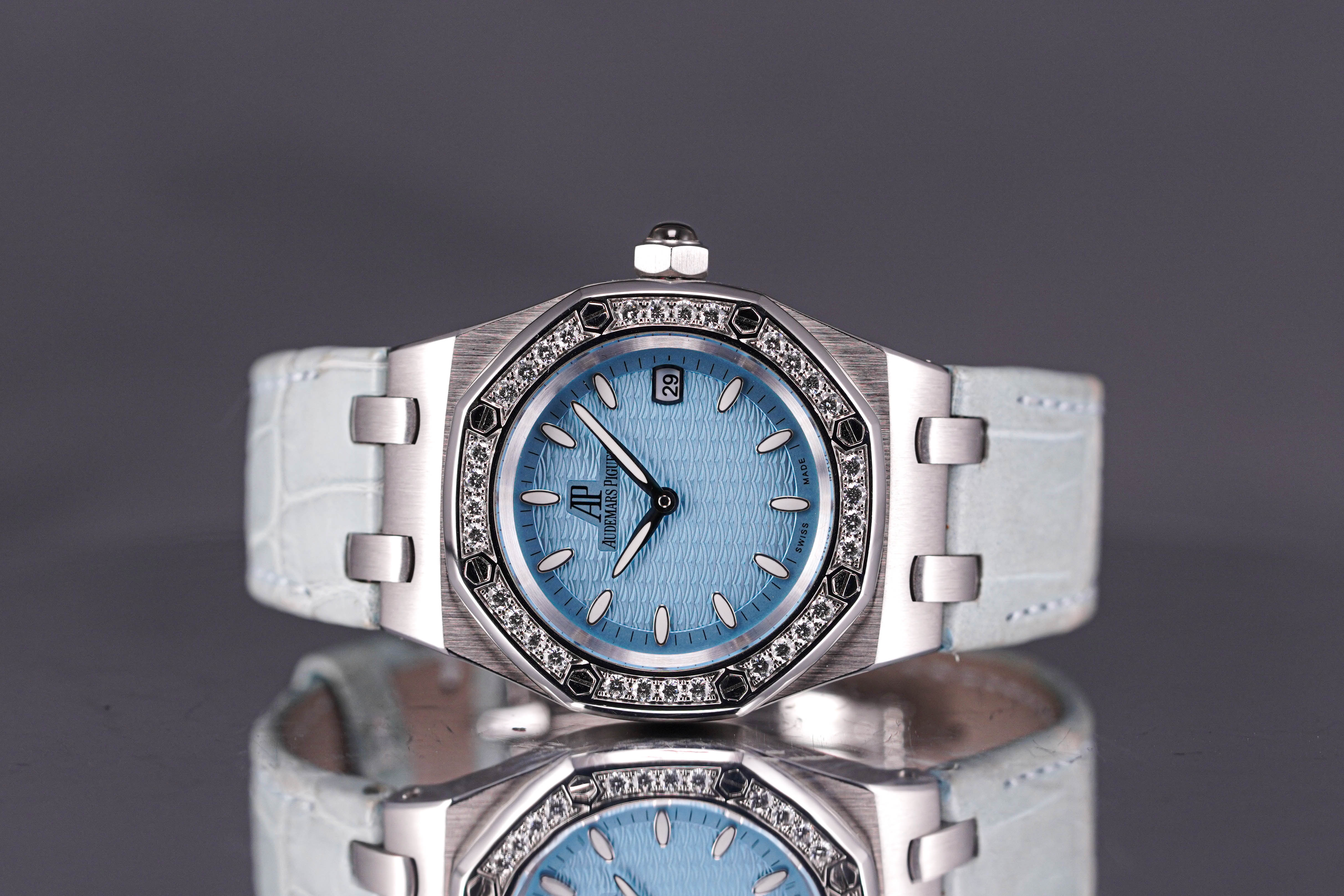 AUDEMARS PIGUET ROYAL OAK 33MM TURQUOISE DIAL DIAMOND BEZEL (WATCH ONLY - 'F SERIES')