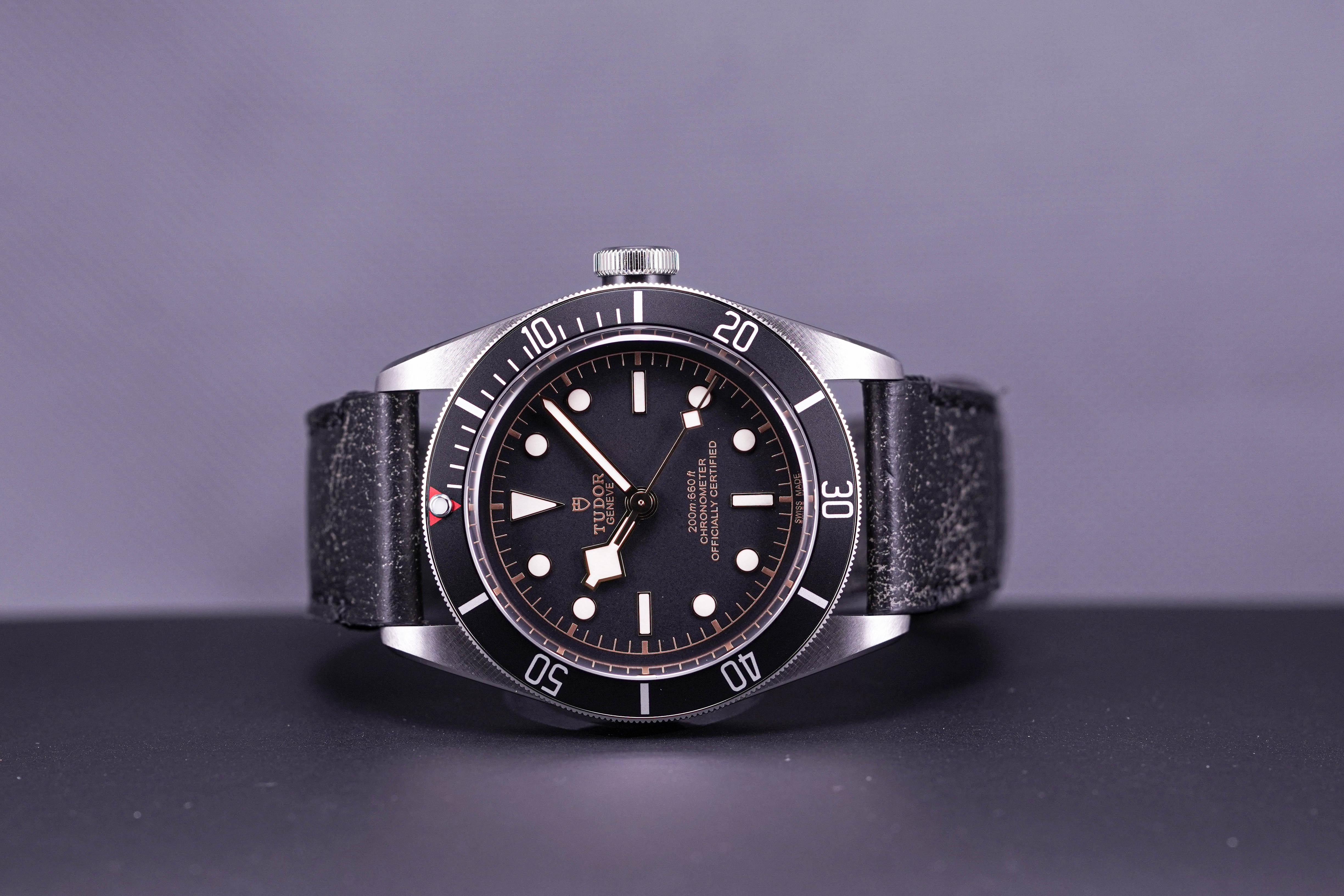 TUDOR BLACK BAY 41MM BLACK LEATHER (2022)