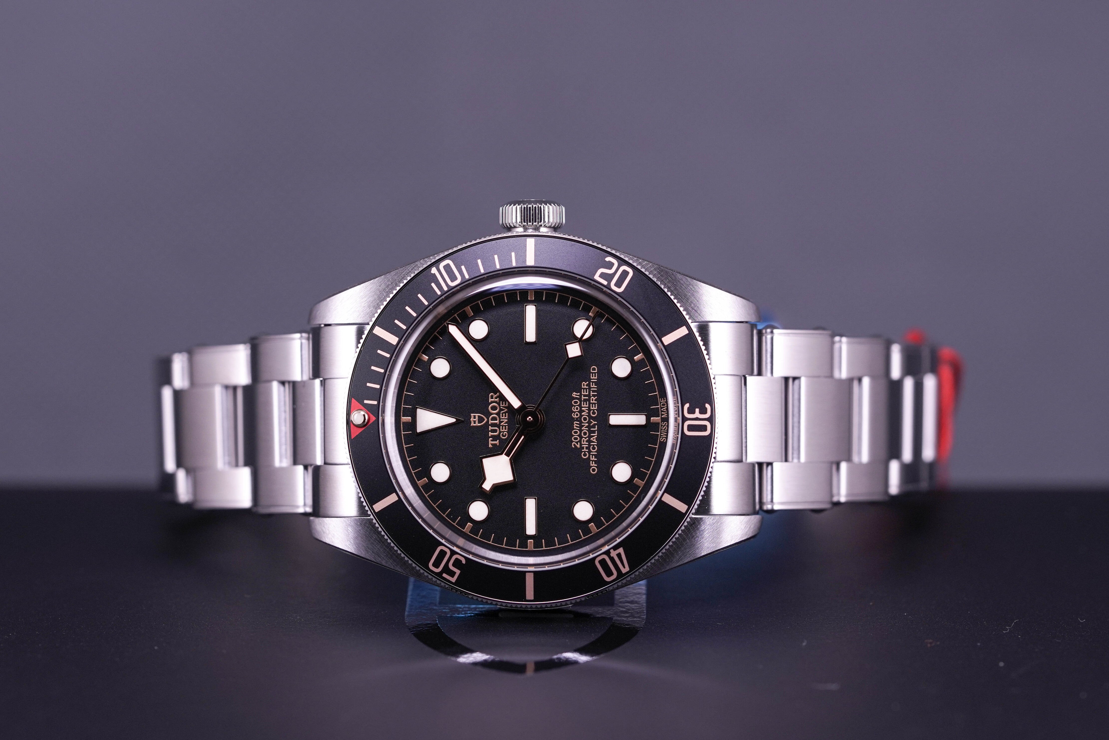 BLACKBAY 58 BLACK DIAL (2022)