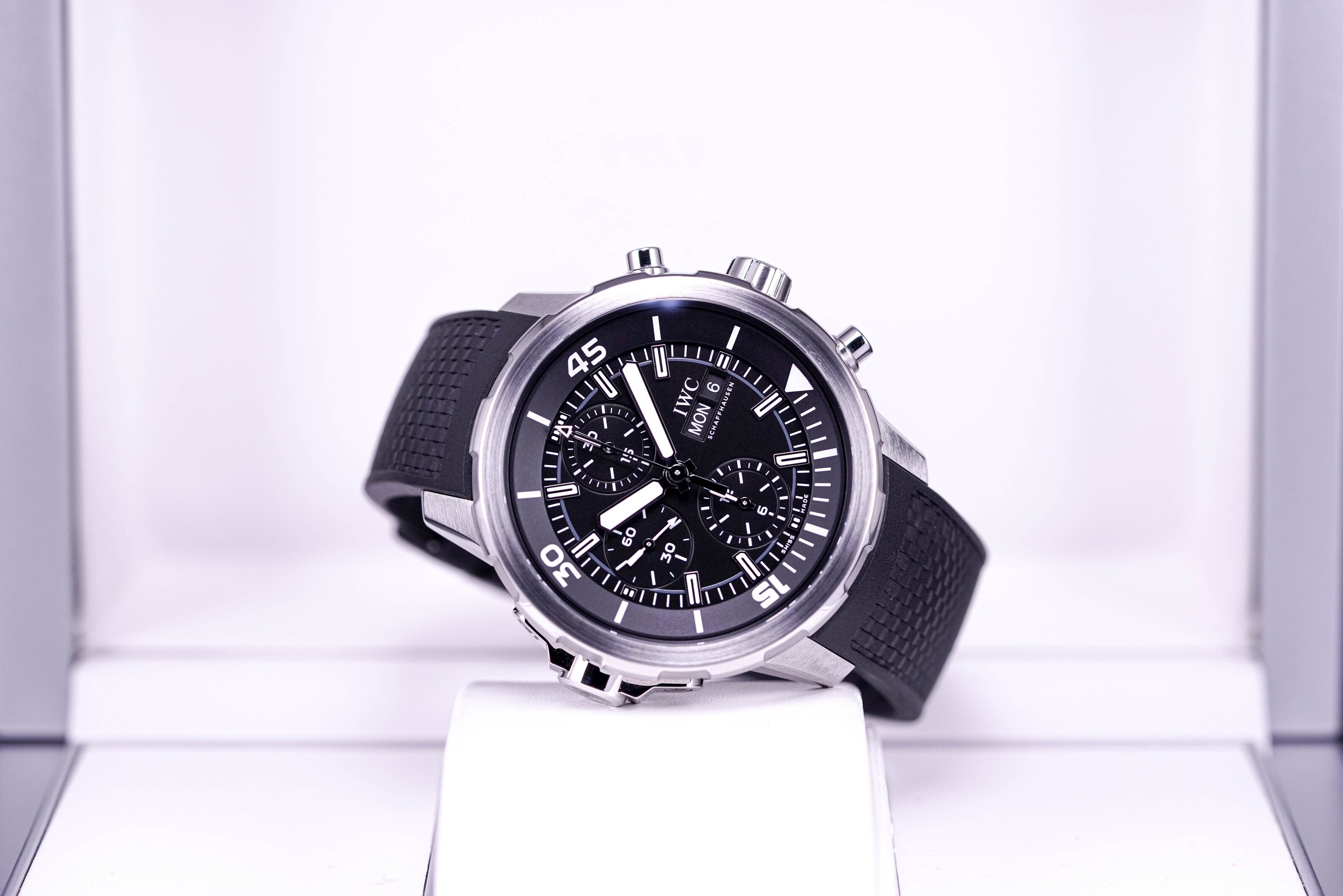 AQUATIMER CHRONOGRAPH BLACK DIAL (2020)