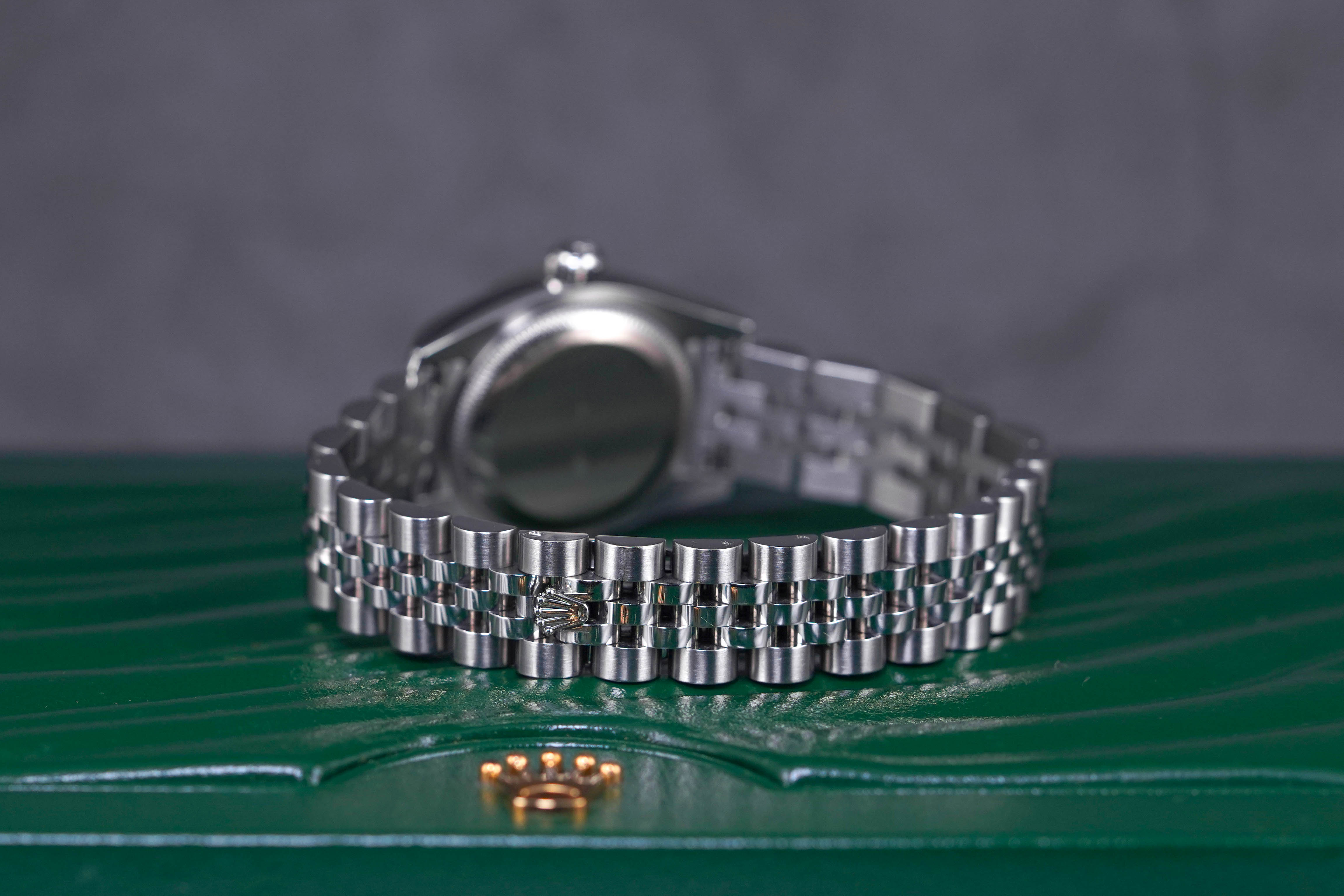 DATEJUST 26MM FLUTED JUBILEE SILVER DIAL (2013)