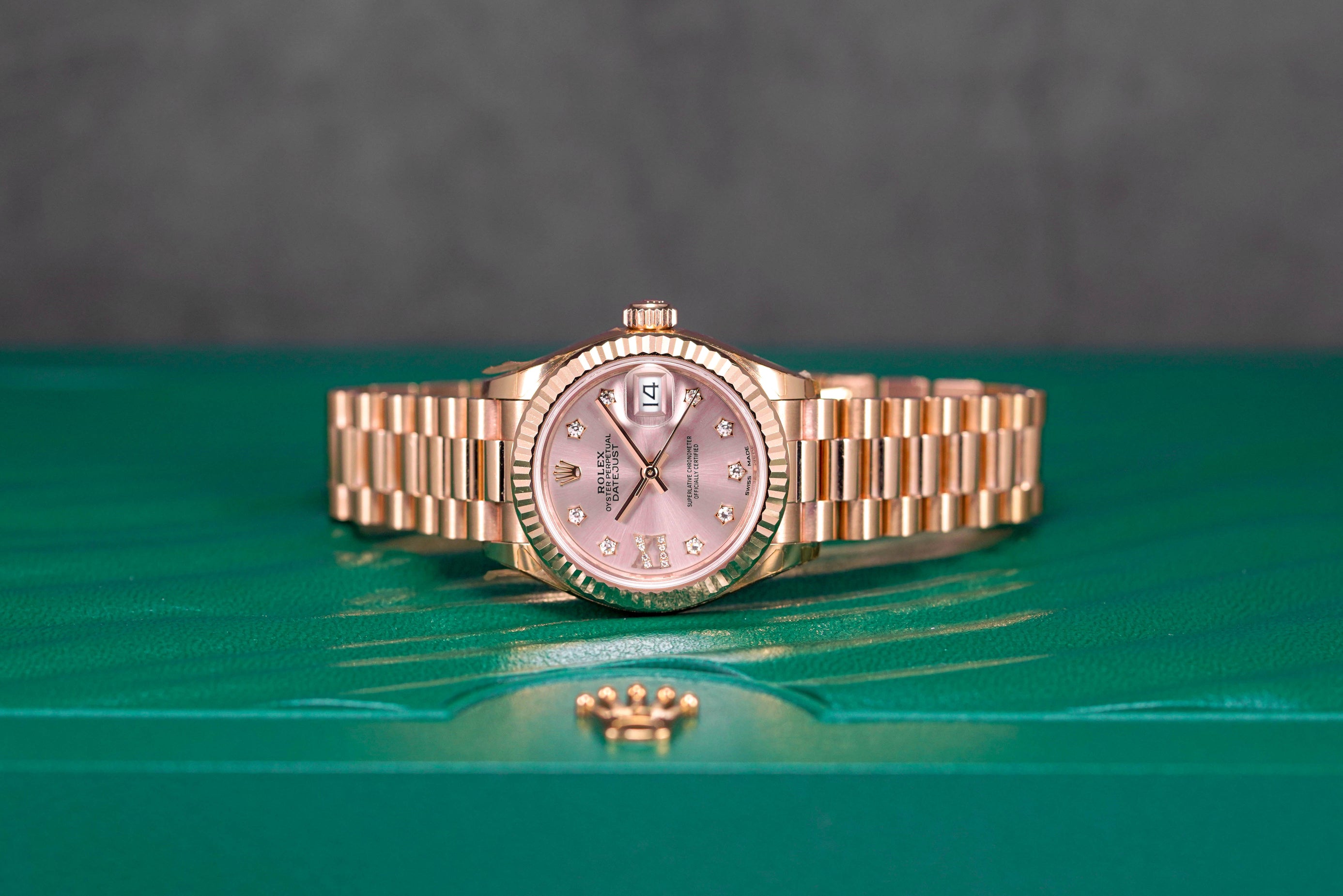 DATEJUST 28MM ROSEGOLD PINK STAR DIAMOND DIAL ROMAN ON 9 (2016)