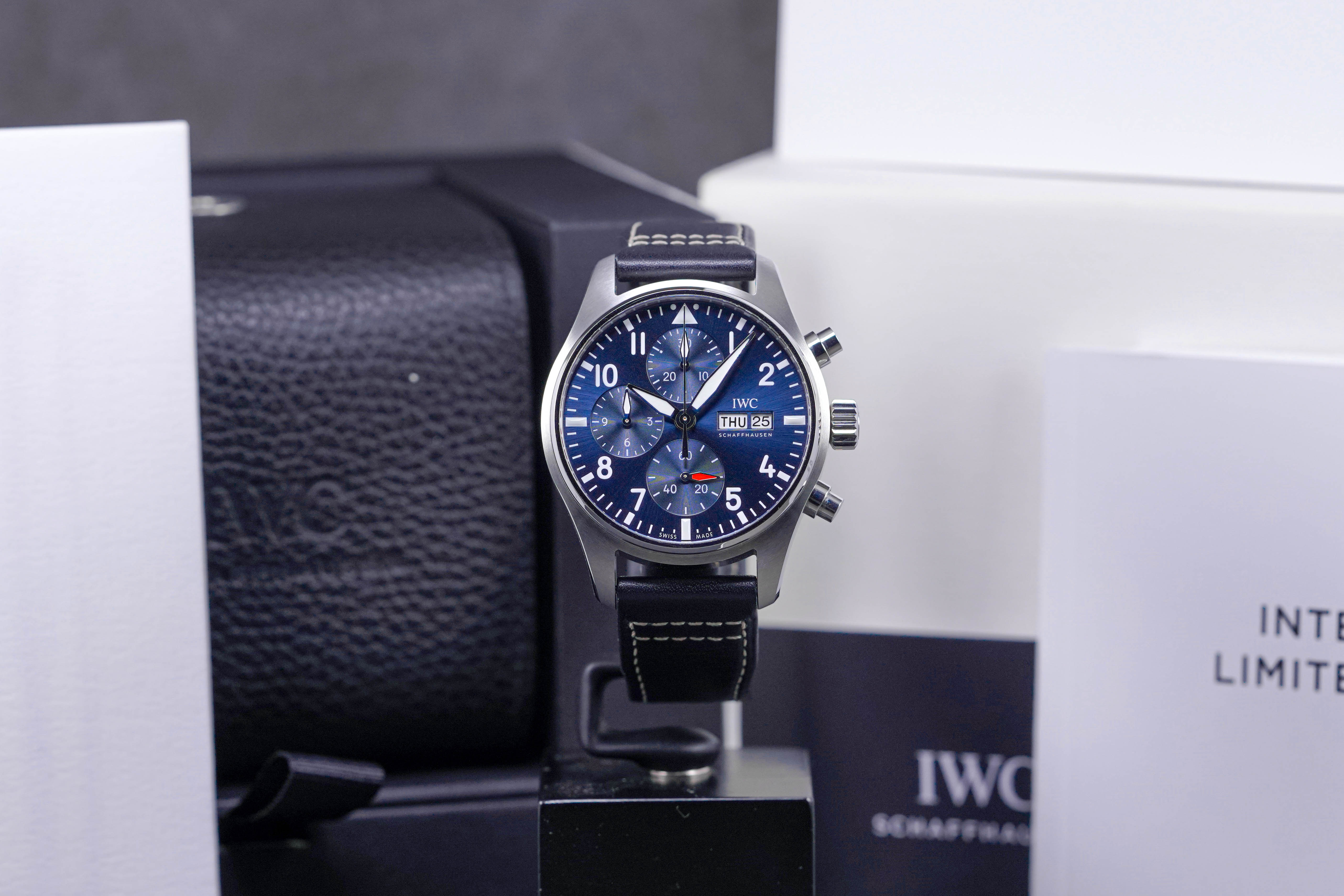 PILOT CHRONOGRAPH BLUE DIAL (2022)