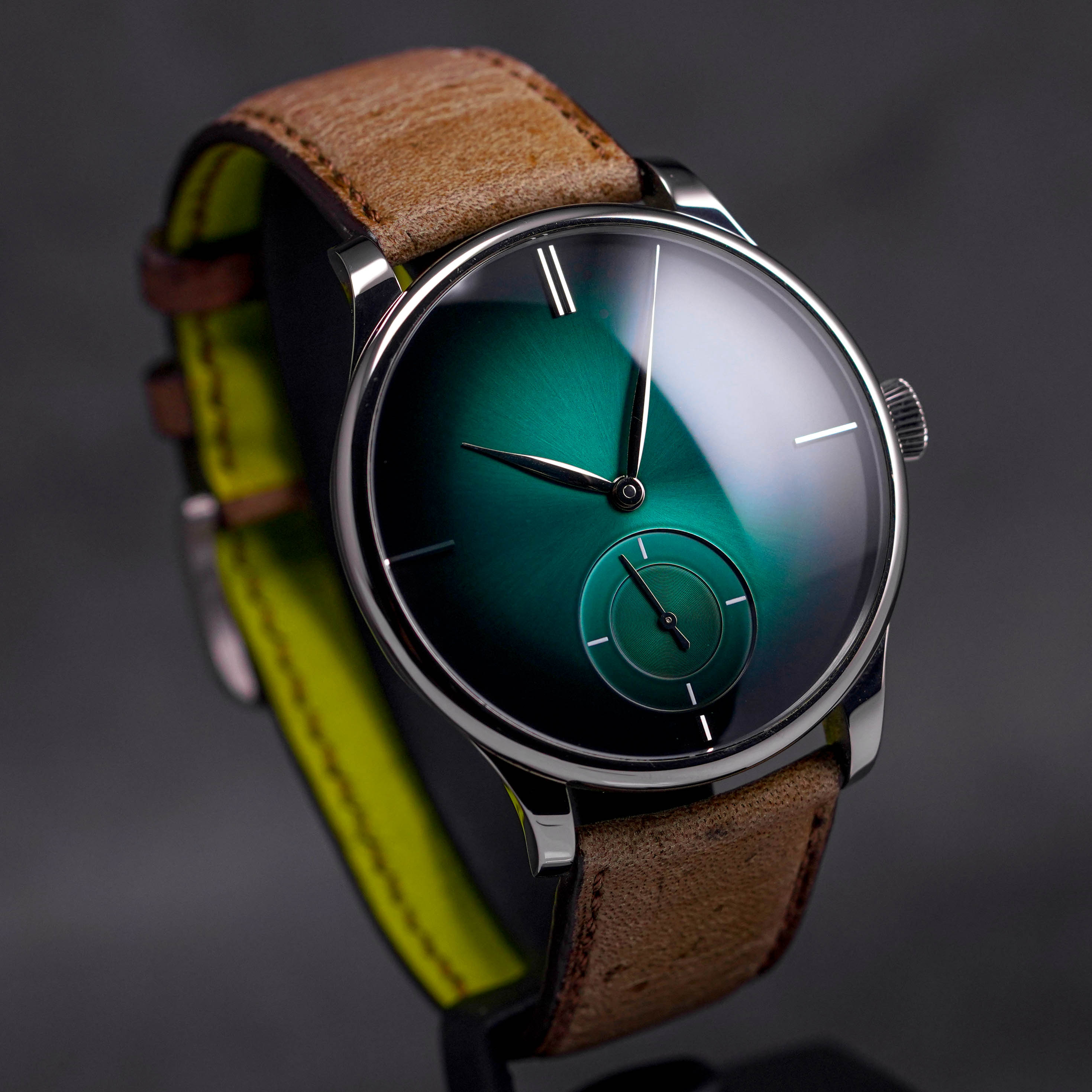 VENTURER XL SMALL SECONDS WHITEGOLD COSMIC GREEN DIAL (2017)