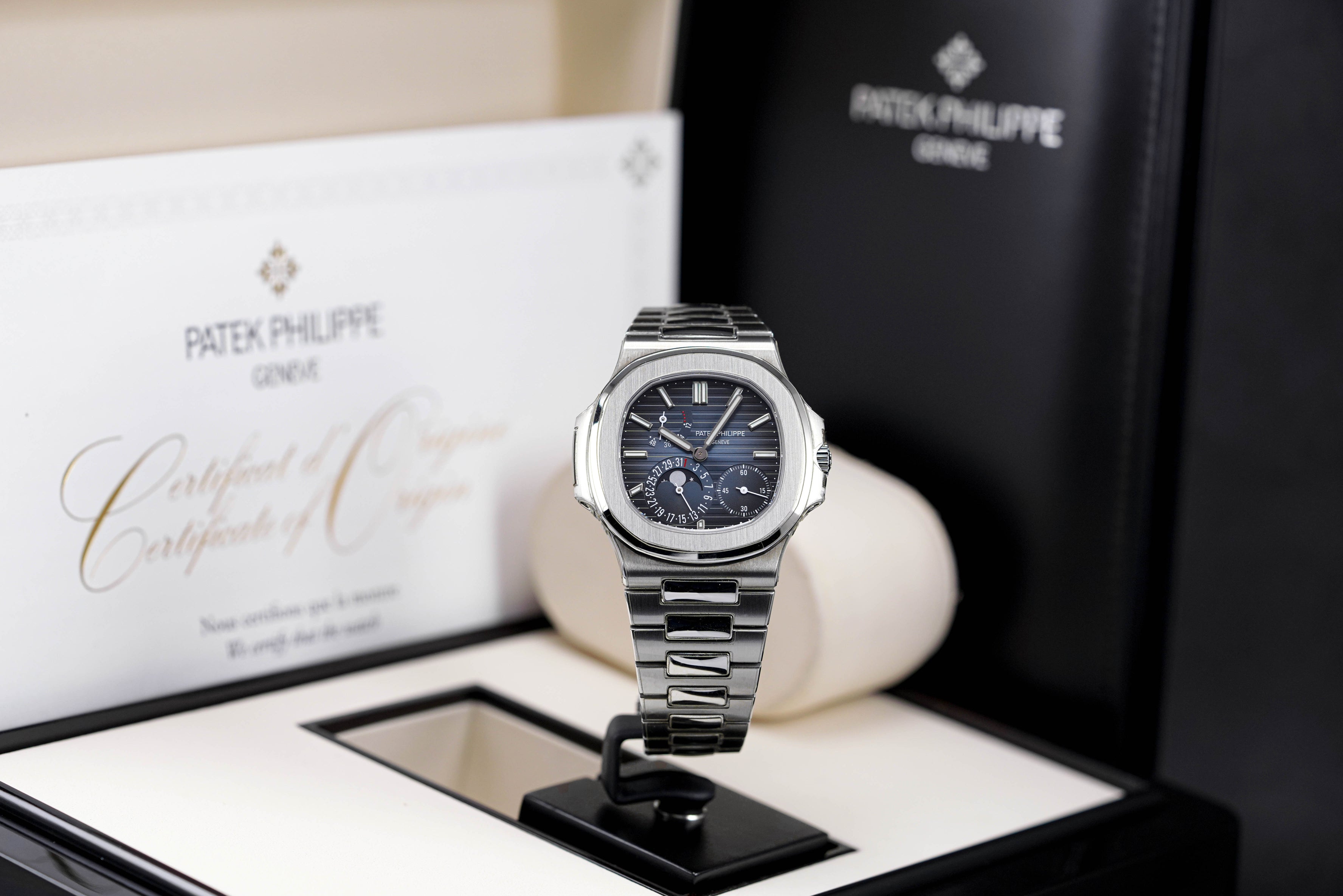 NAUTILUS 5712/1A MOONPHASE BLUE DIAL (2021)