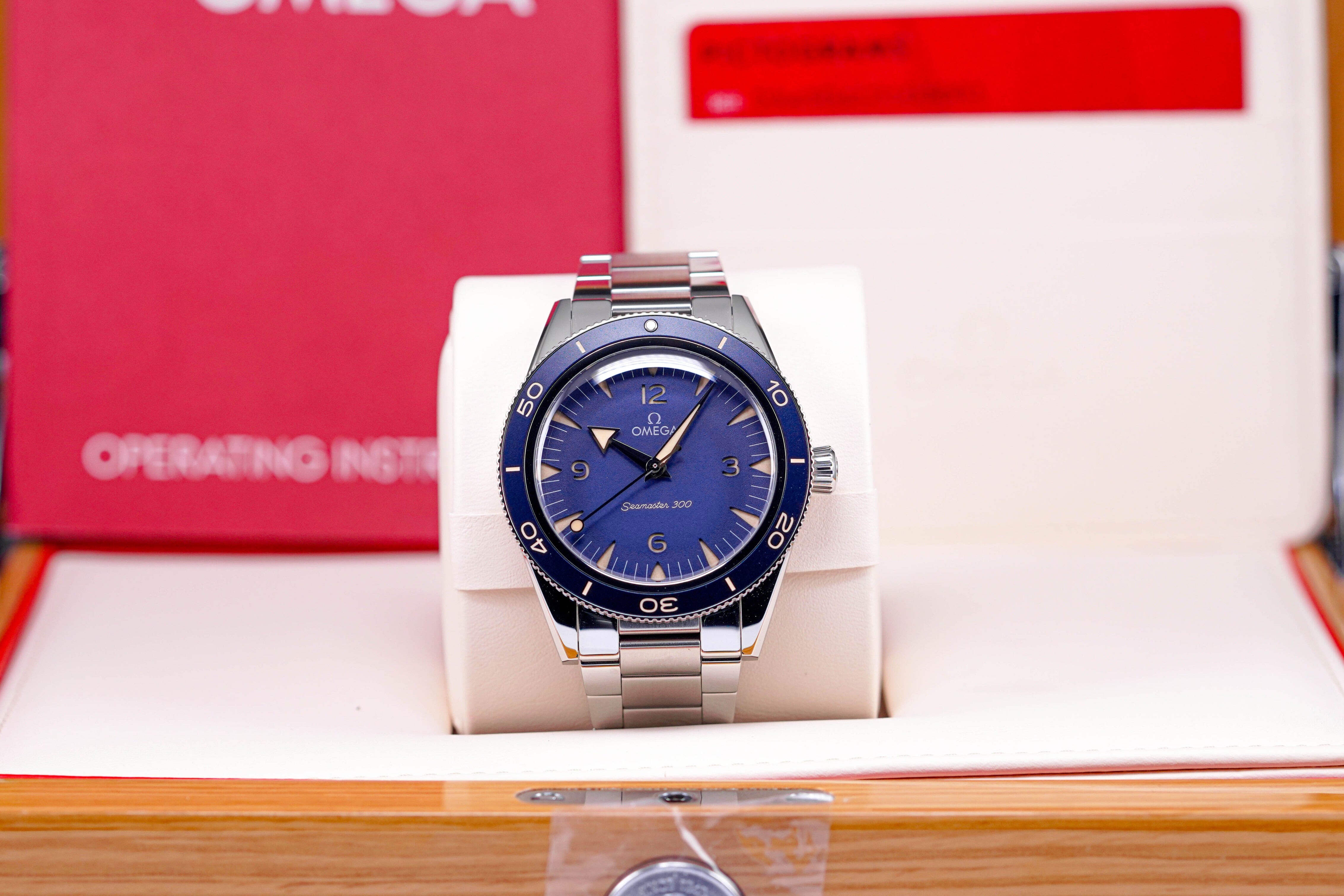 SEAMASTER 300 COAXIAL MASTER CHRONOMETER BLUE DIAL (2022)