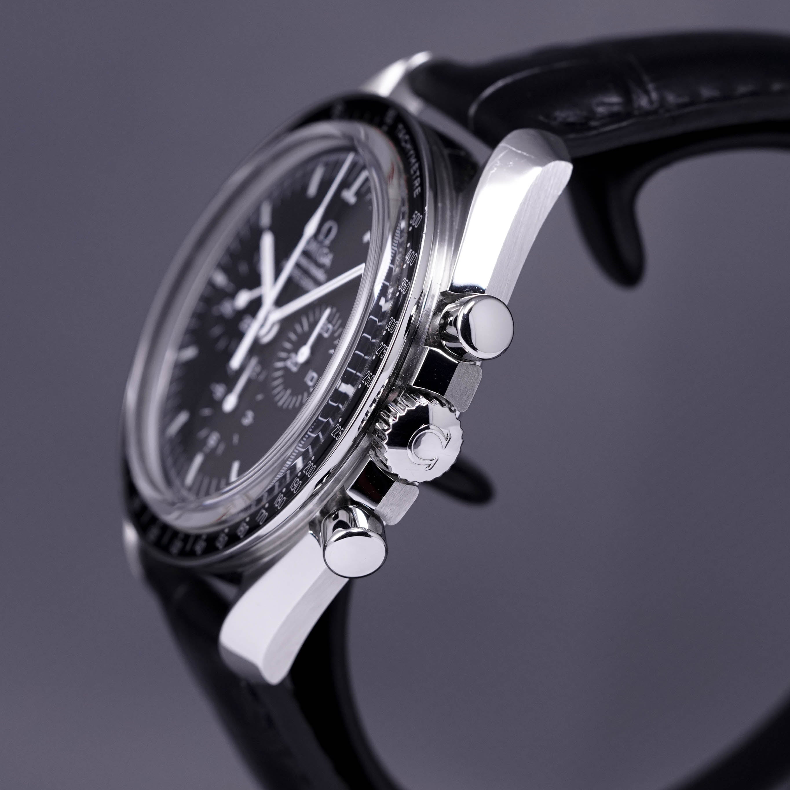 SPEEDMASTER MOONWATCH SAPPHIRE WITH LEATHER STRAP (2020)