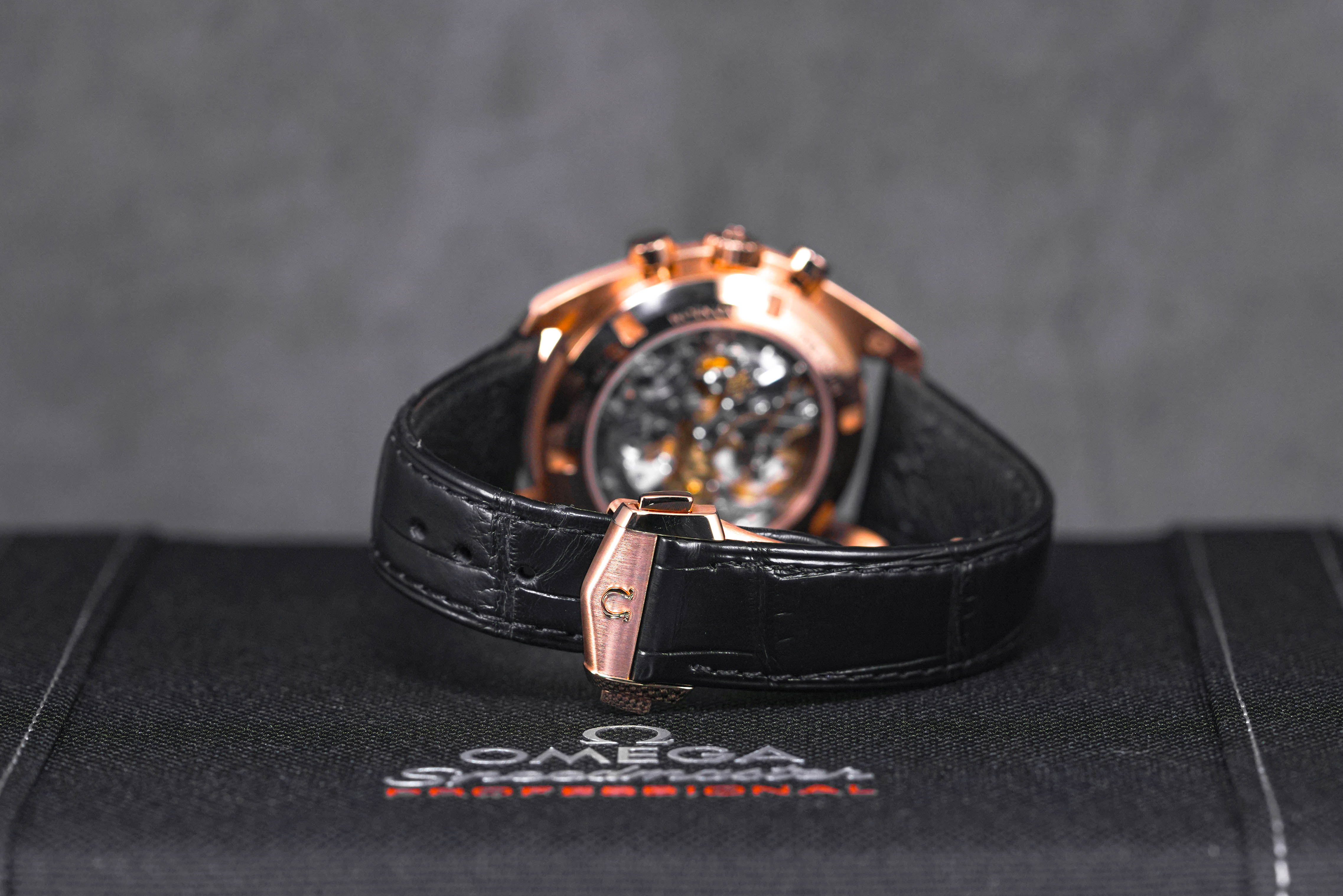 SPEEDMASTER MOONWATCH SEDNA ROSEGOLD (2021)