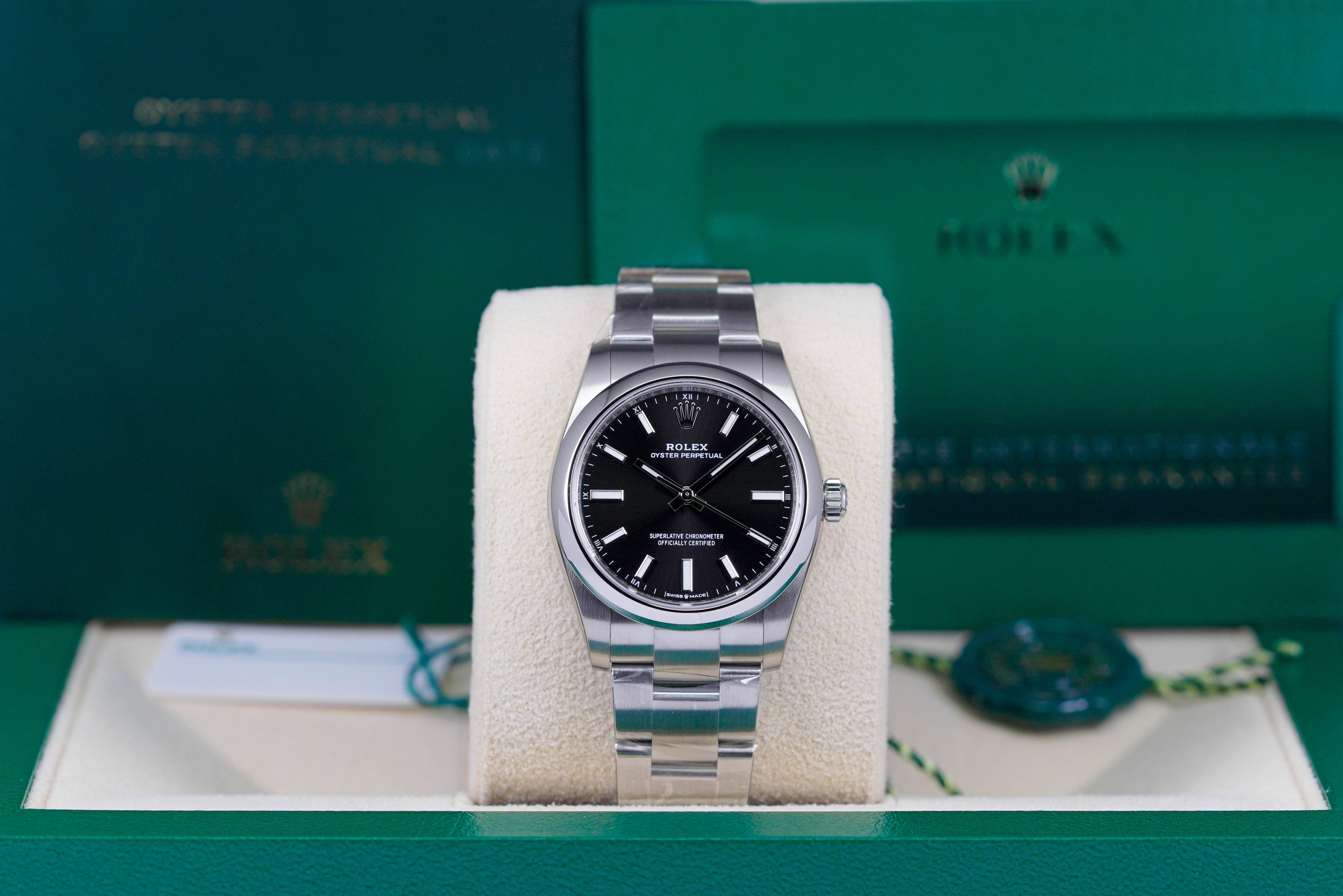 OYSTER PERPETUAL 34MM BLACK DIAL (2022)