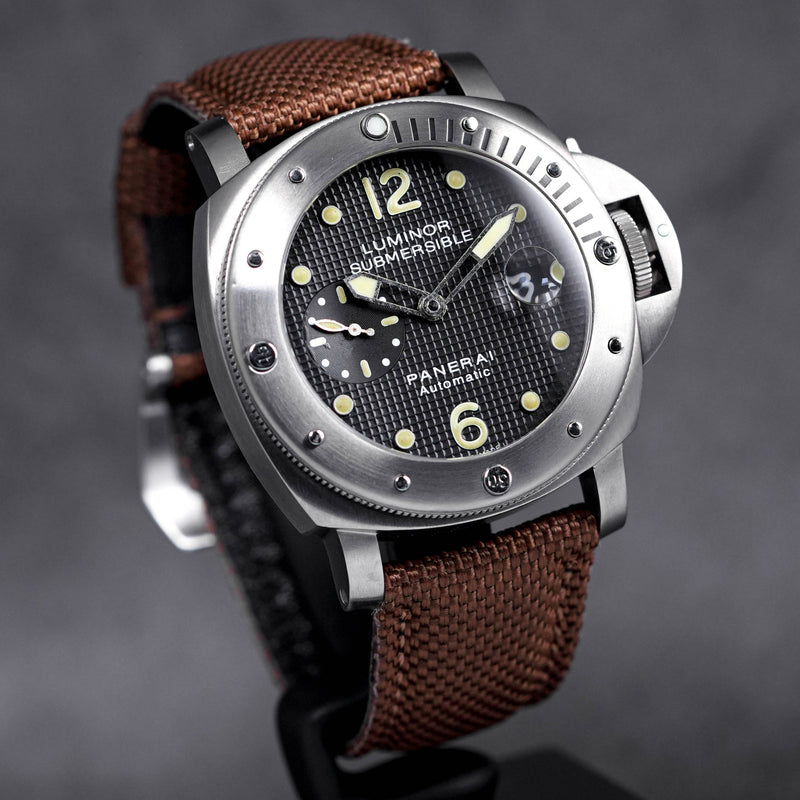 LUMINOR SUBMERSIBLE PAM 025 (WATCH ONLY)