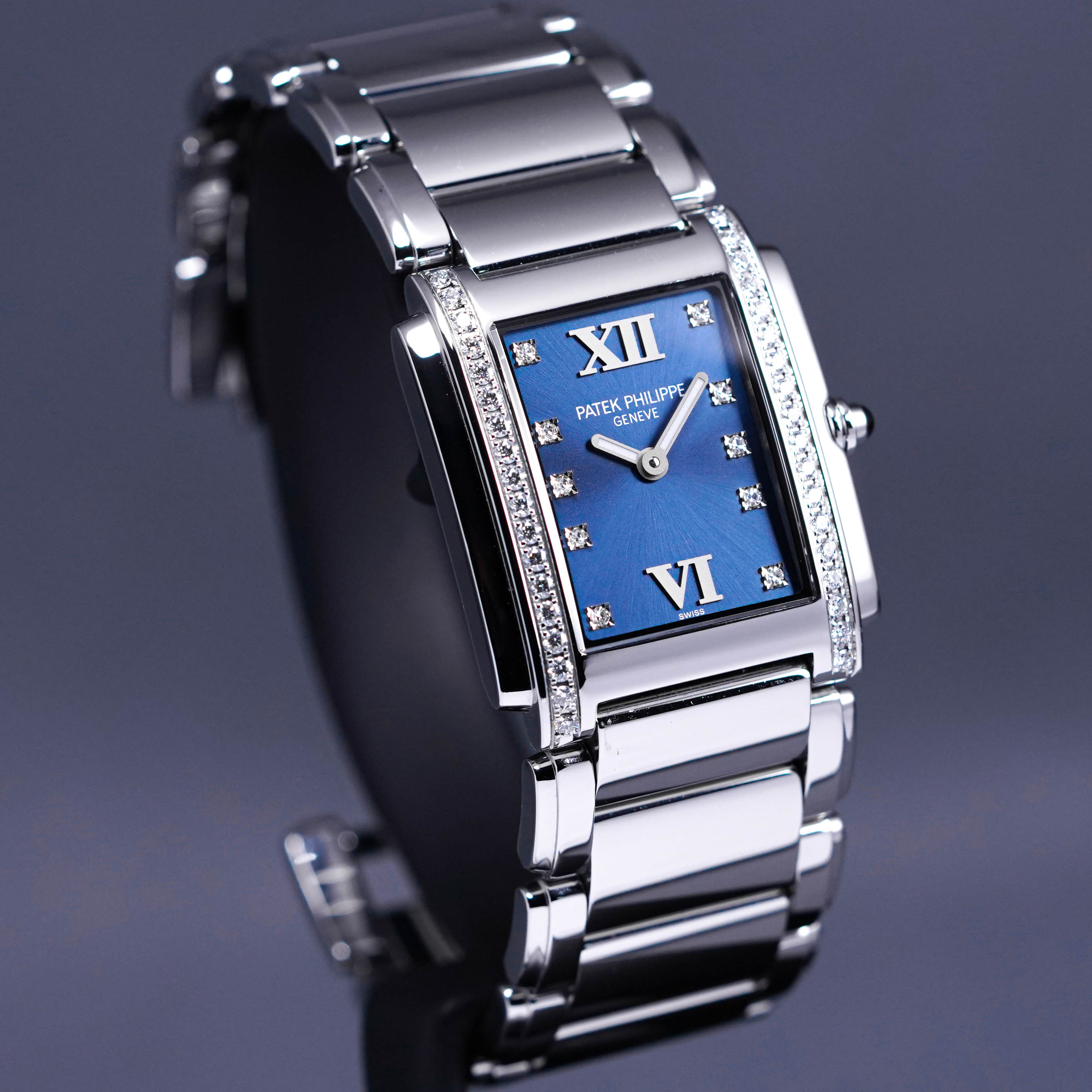 TWENTY~4 4910 BLUE DIAL (2020)