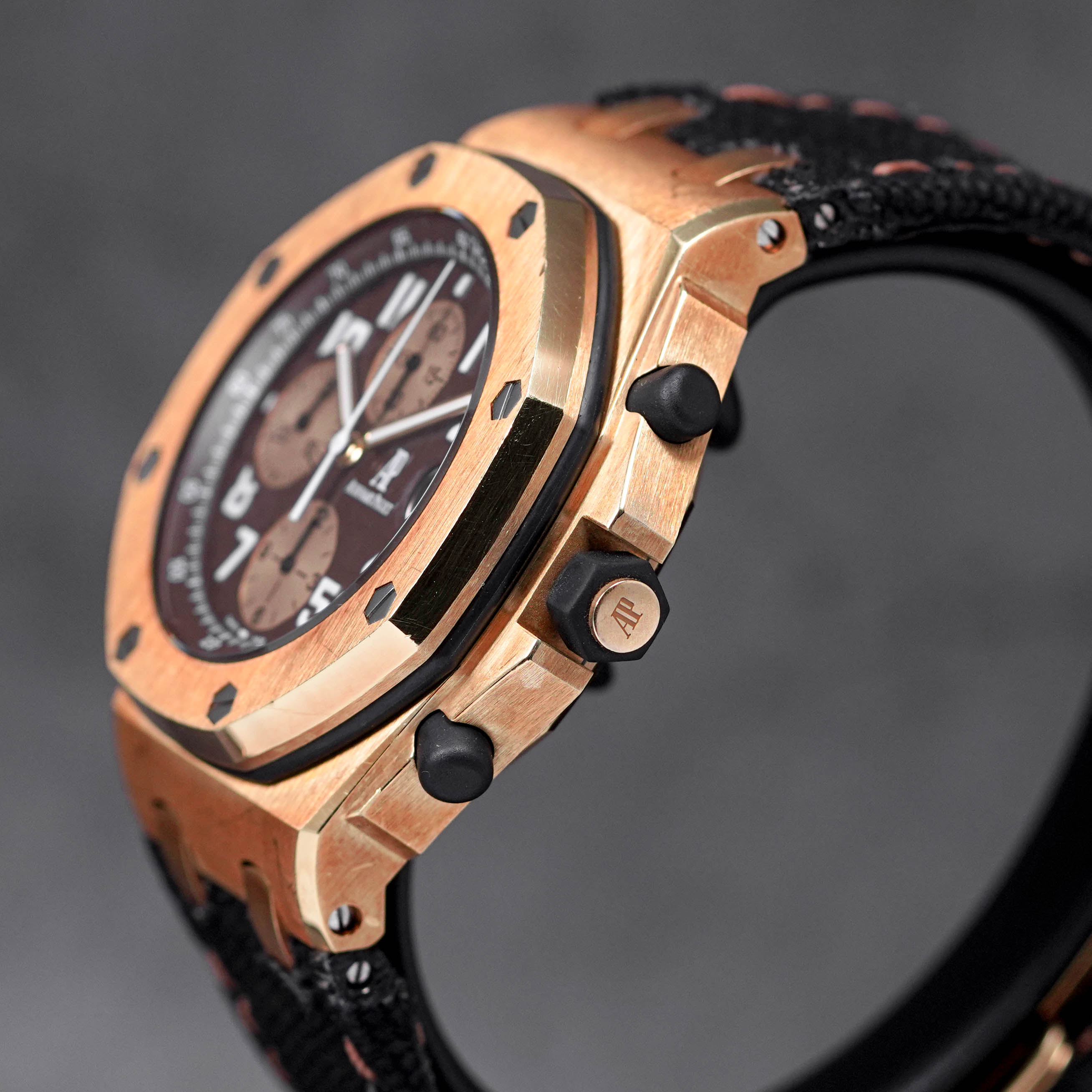 ROYAL OAK OFFSHORE CHRONOGRAPH 42MM YELLOWGOLD 'ARNOLD SCHWARZENEGGER' (2004)