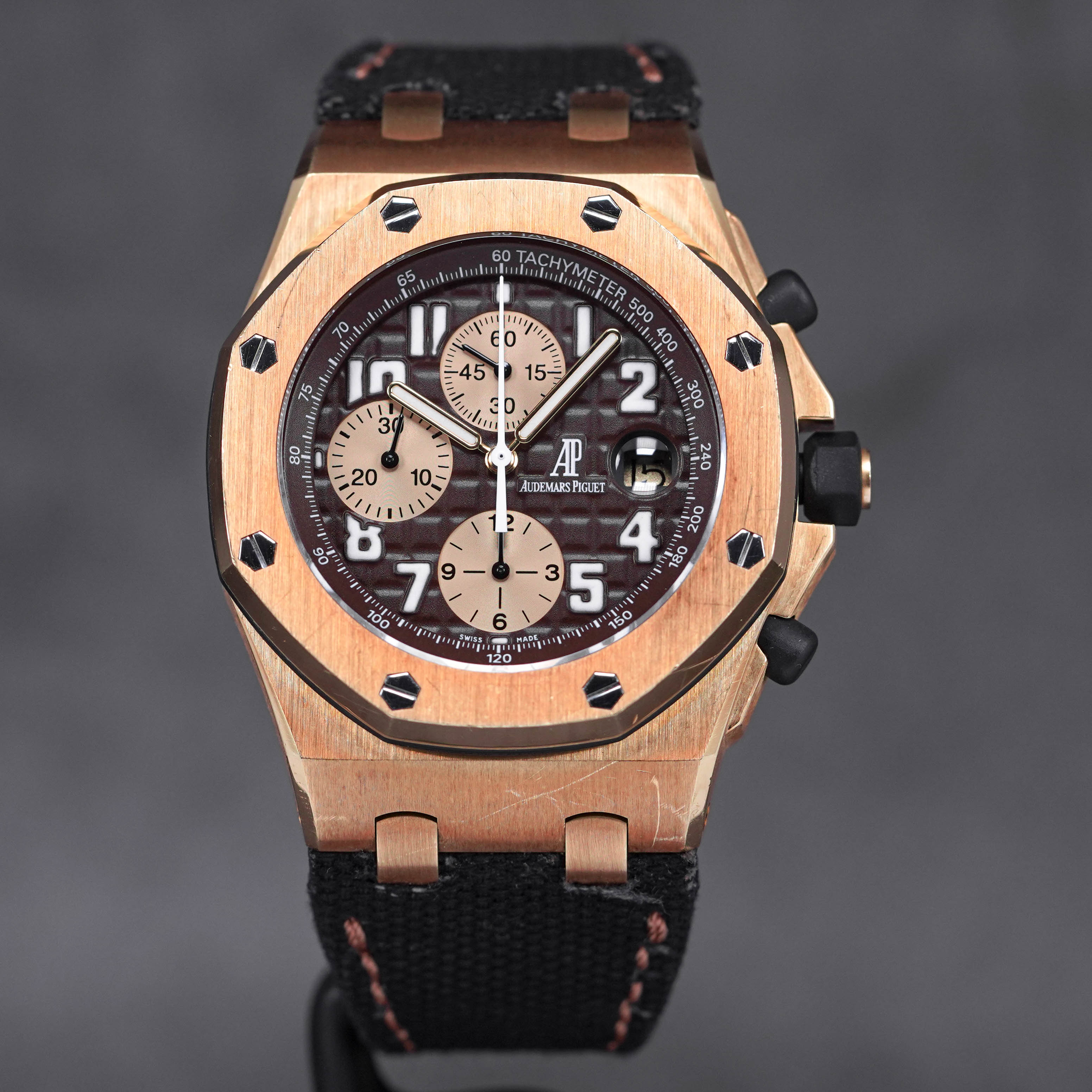 AUDEMARS PIGUET ROYAL OAK OFFSHORE CHRONOGRAPH 42MM YELLOWGOLD ARNOLD SCHWARZENEGGER 2004 IDWX