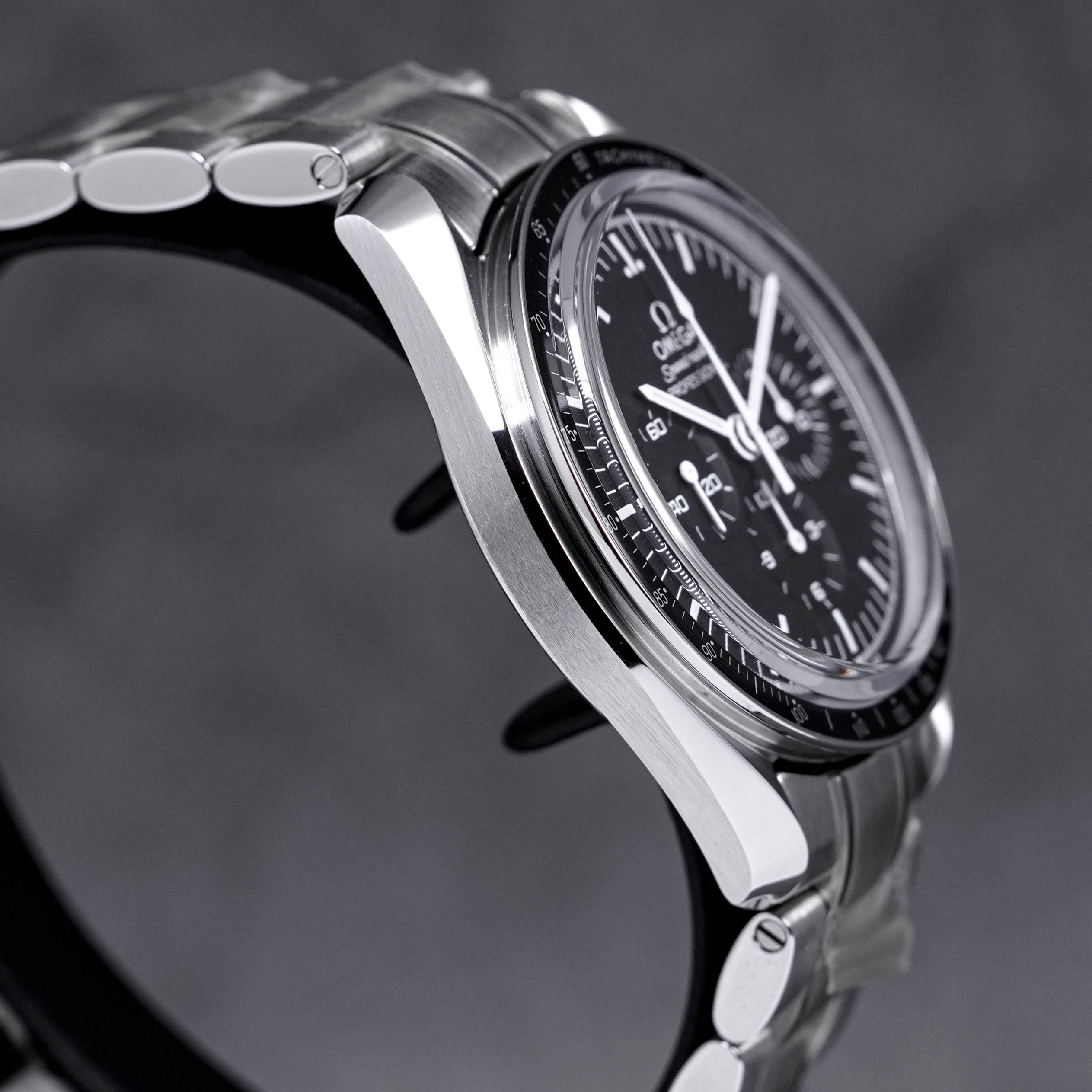 SPEEDMASTER MOONWATCH SAPPHIRE (2020)