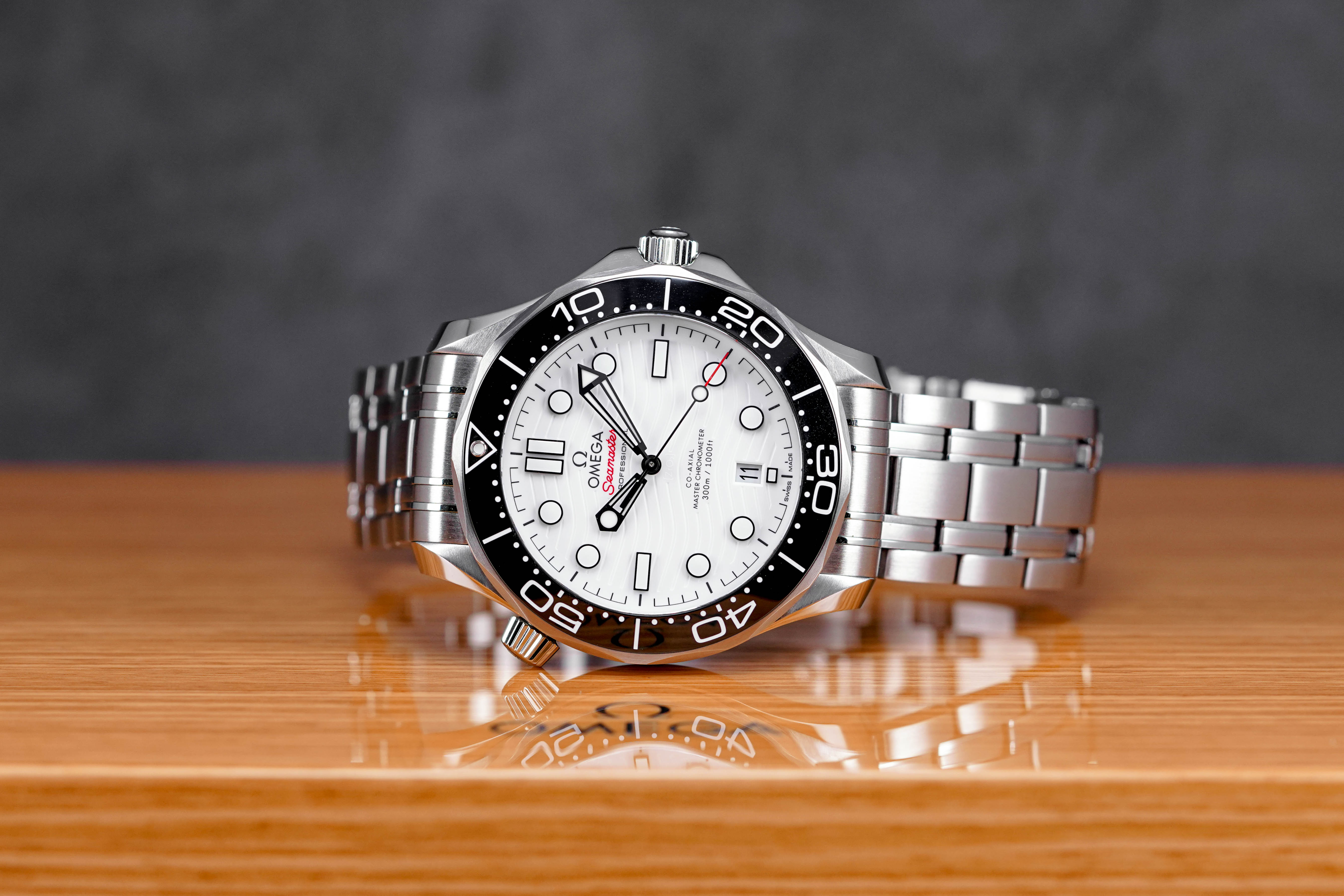 SEAMASTER DIVER 300 WHITE DIAL (2021)