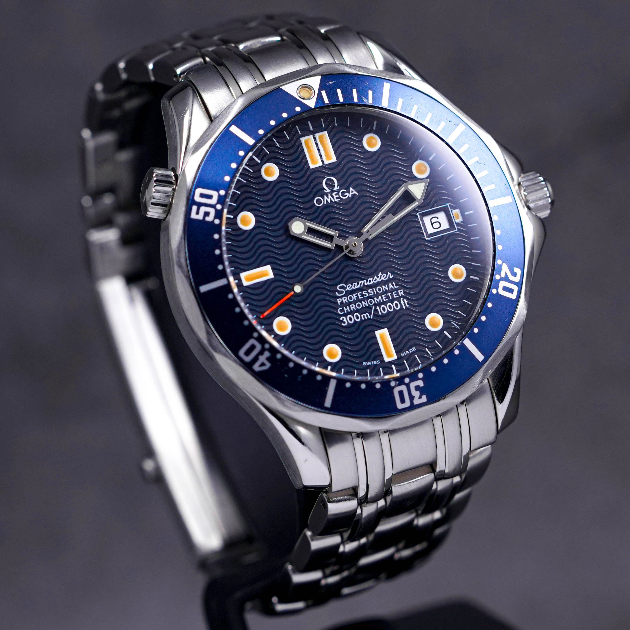 SEAMASTER DIVER 300M BLUE DIAL 'JAMES BOND' (WATCH ONLY)