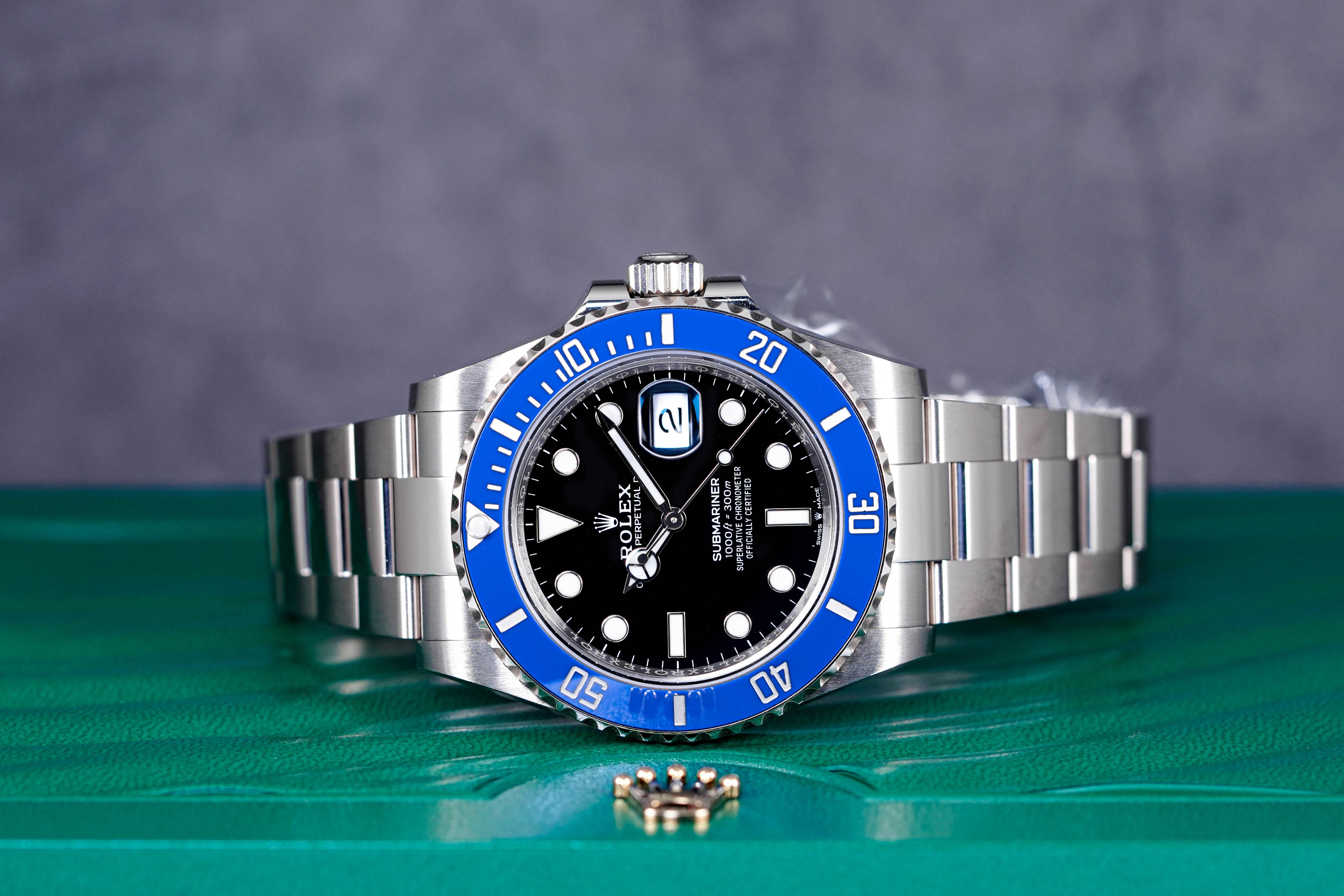 SUBMARINER DATE 41MM WHITEGOLD 'SMURF' (2022)