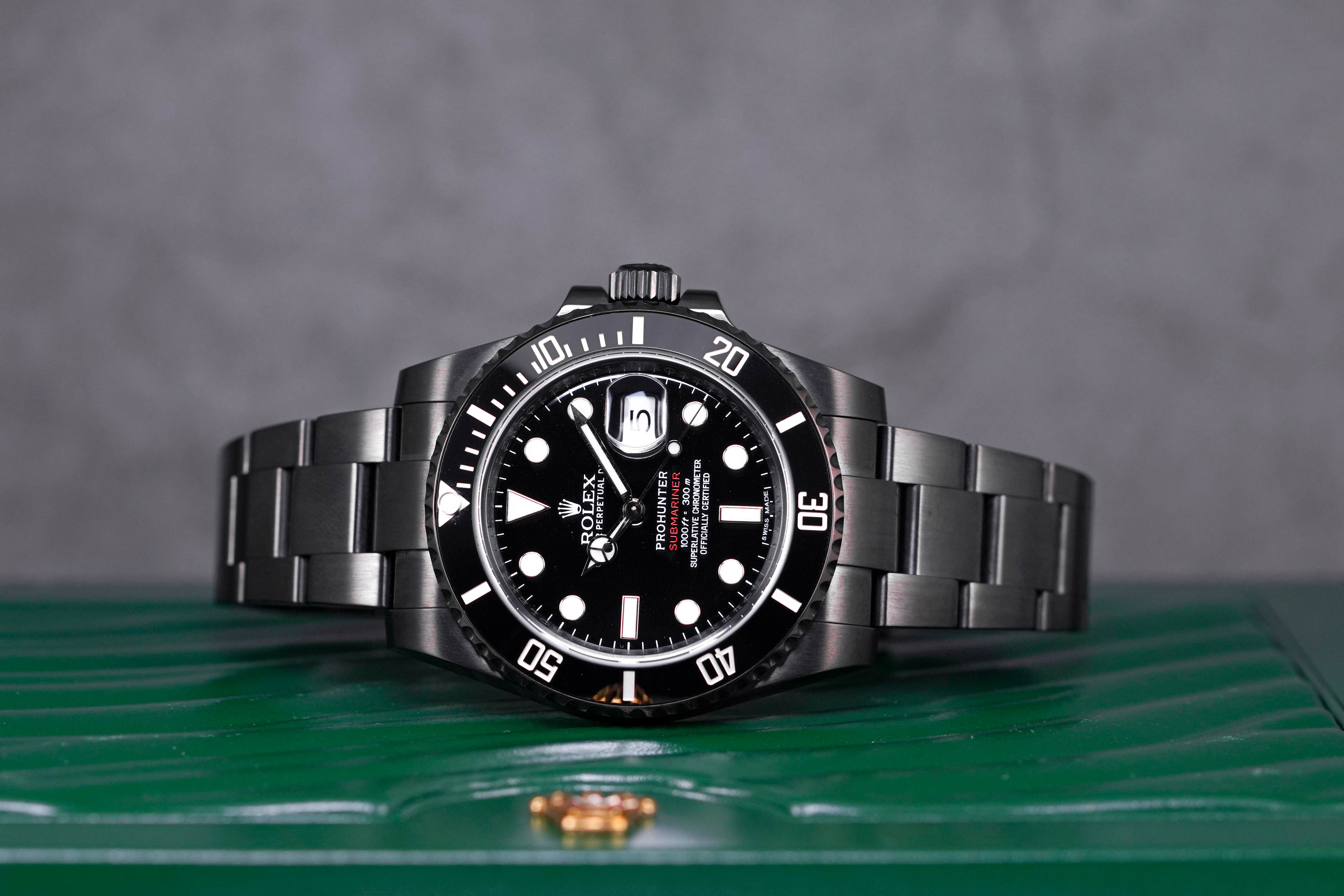 SUBMARINER DATE 'STEALTH' PRO HUNTER DLC CUSTOM 'G SERIES' (CIRCA 2010)