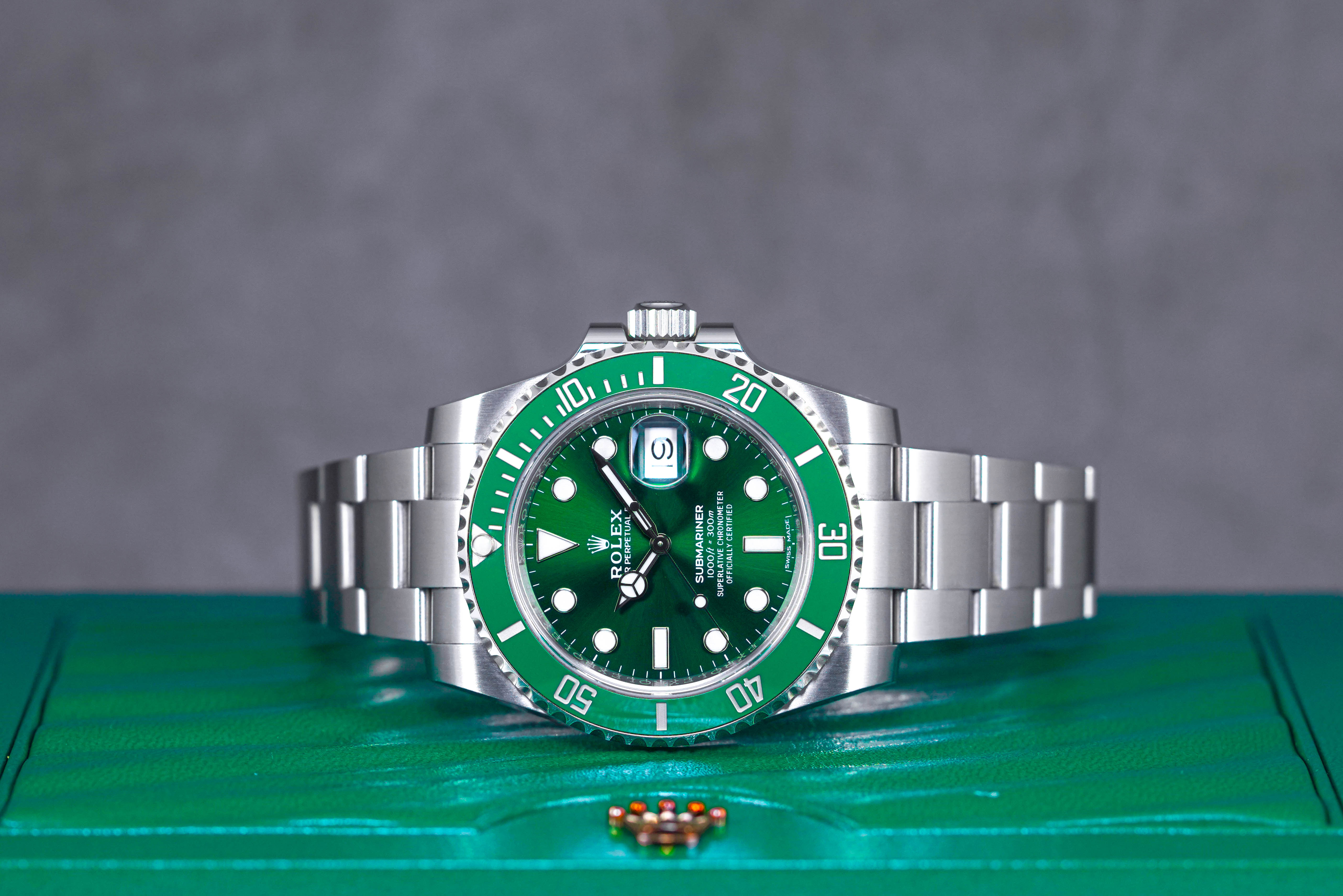 SUBMARINER DATE 40MM 'HULK' (2018)