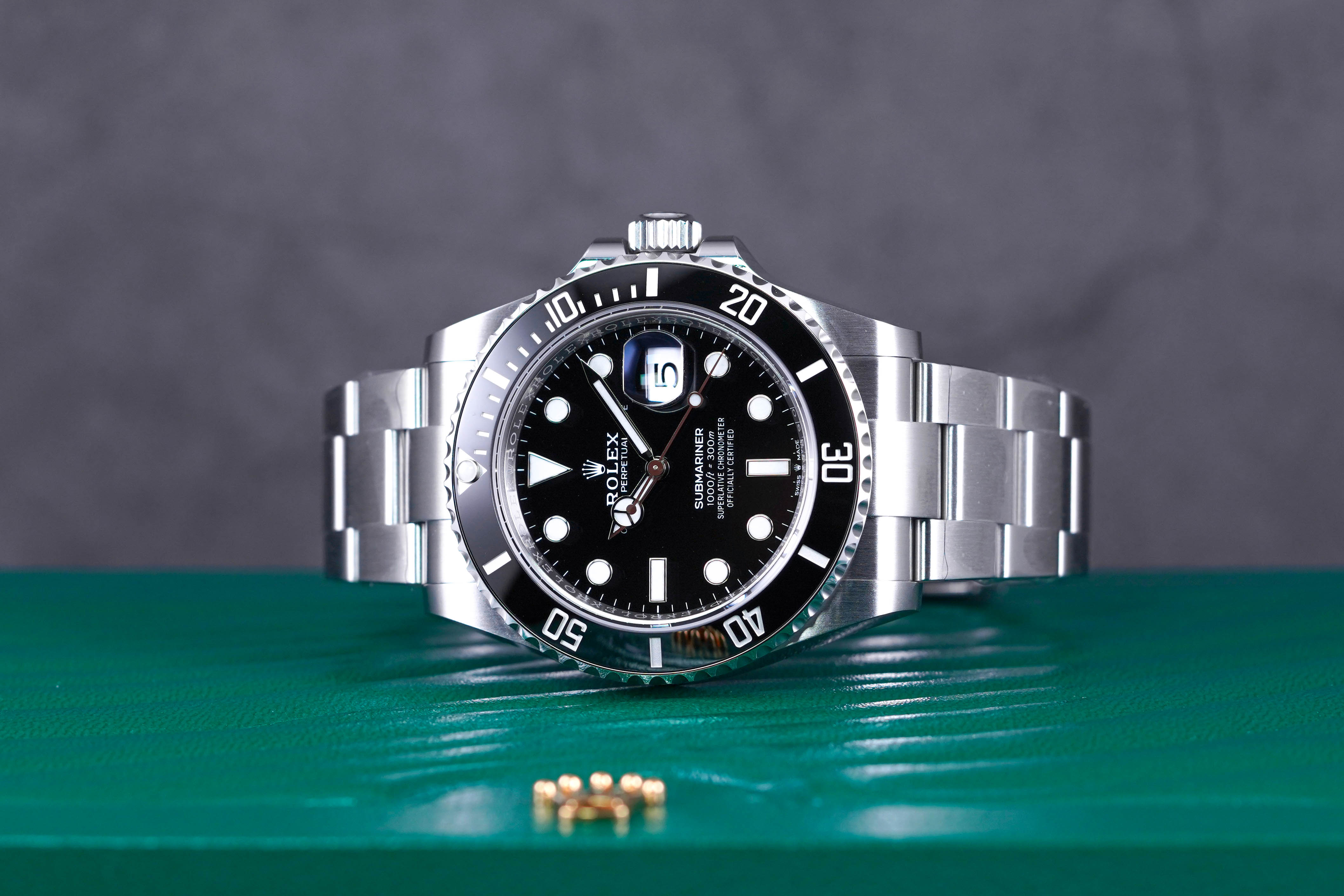 SUBMARINER DATE BLACK DIAL 41MM (2022)