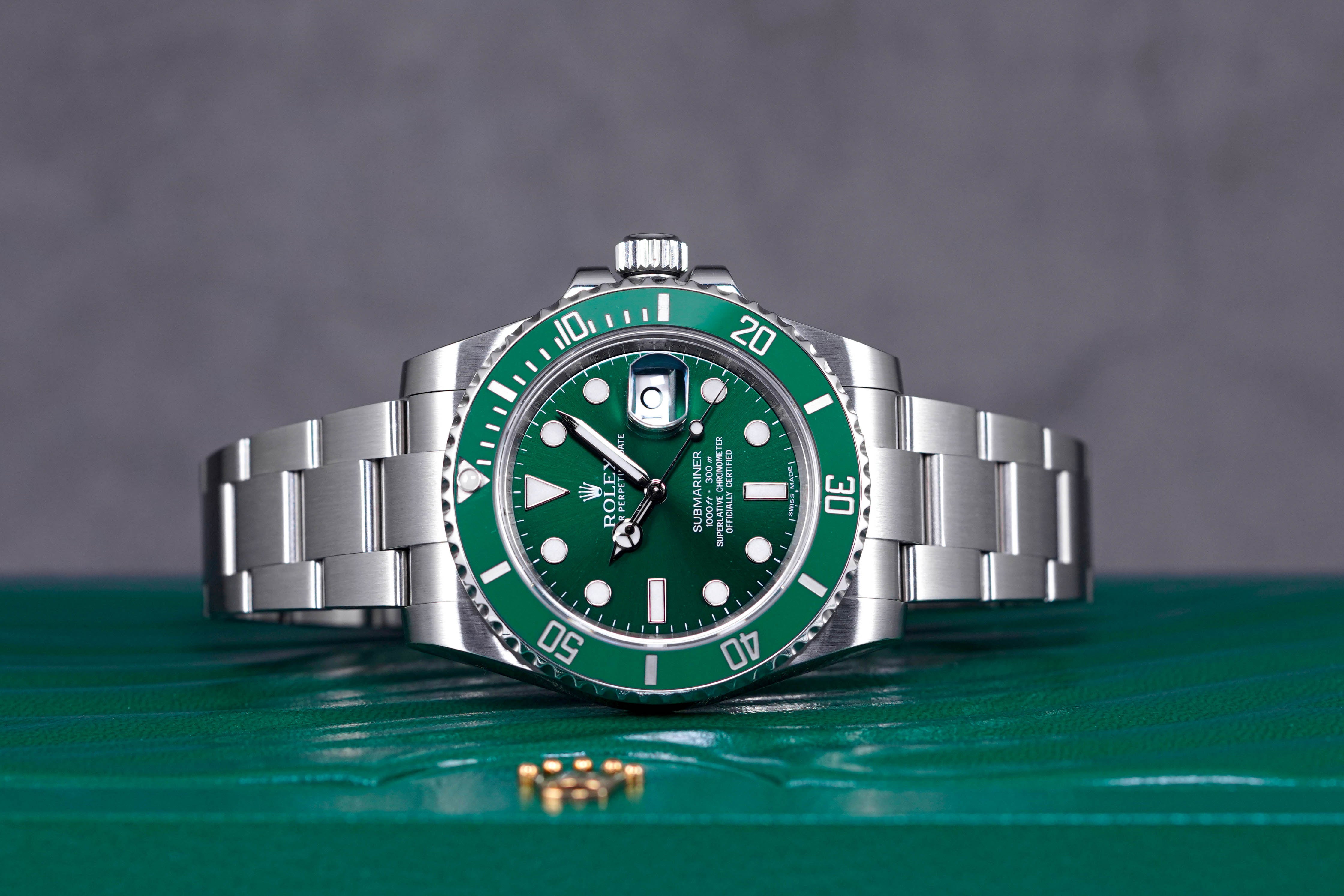 SUBMARINER DATE 40MM 'HULK' (2011)