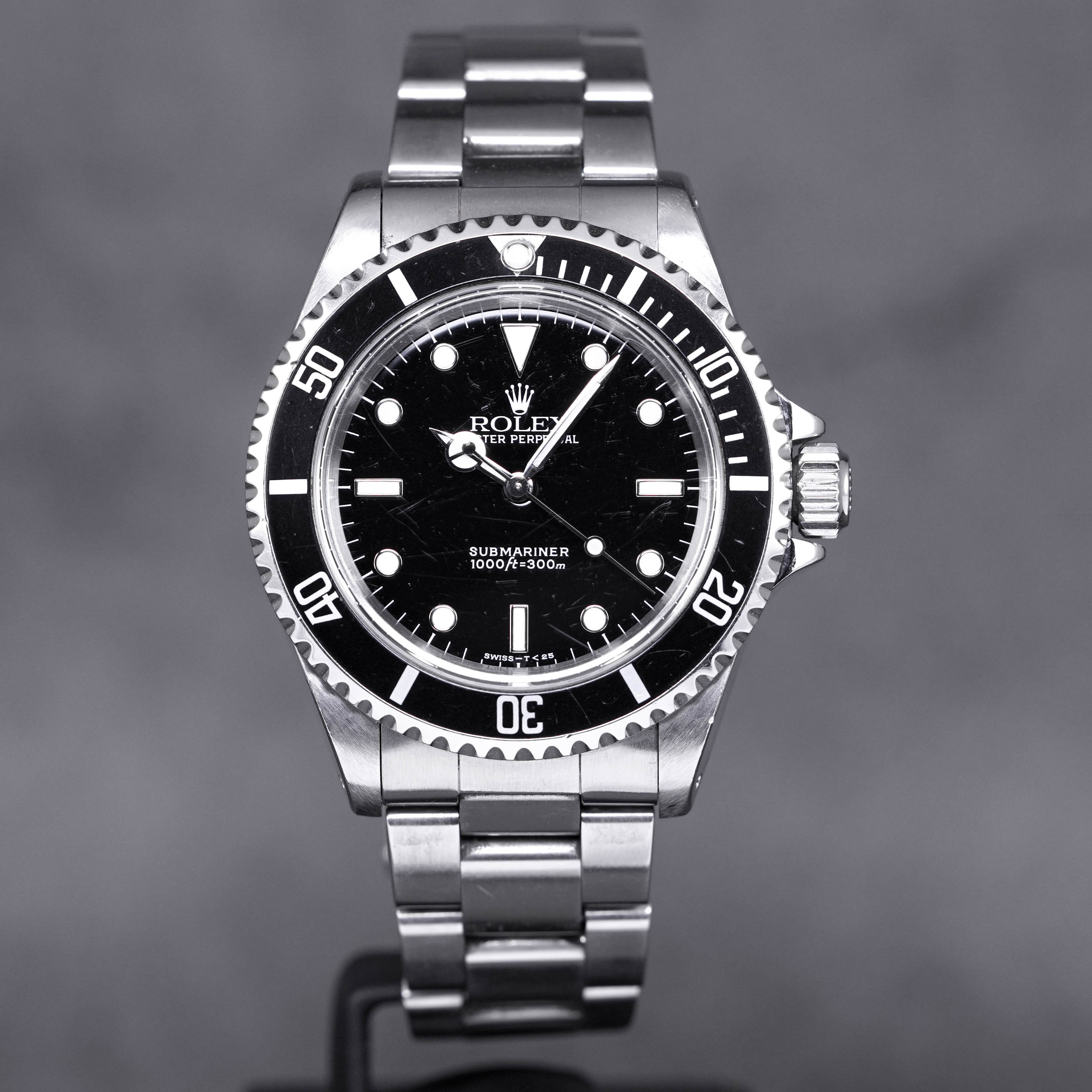 Rolex Submariner 14060 14060 T25 ROLEX SUBMARINER NO DATE 40MM